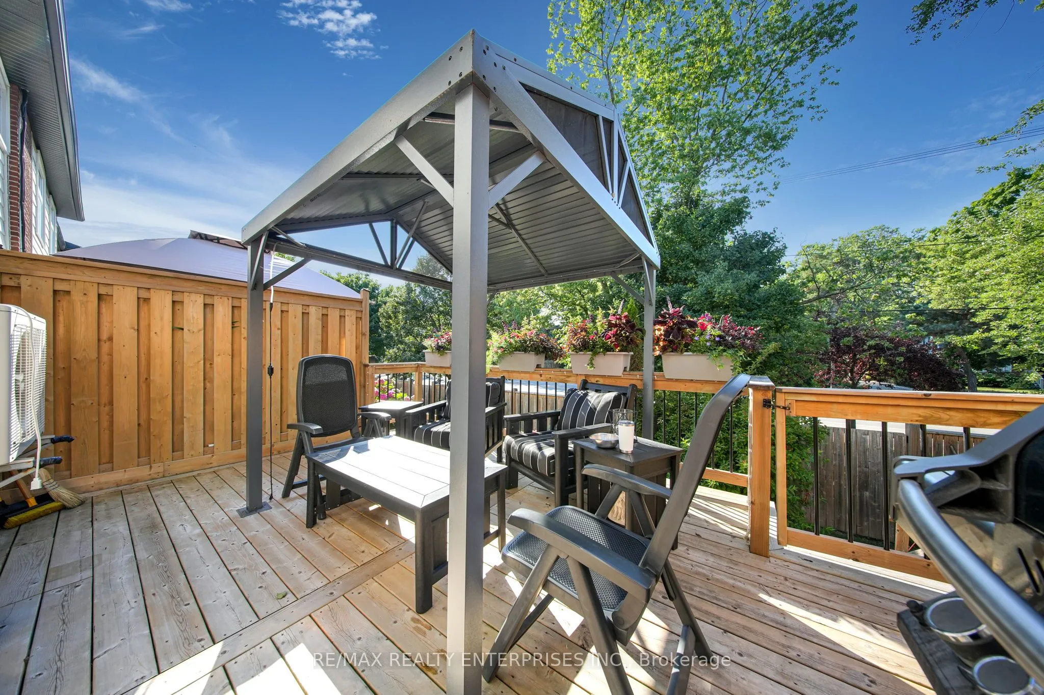 2056 Lakeshore Road W, #5