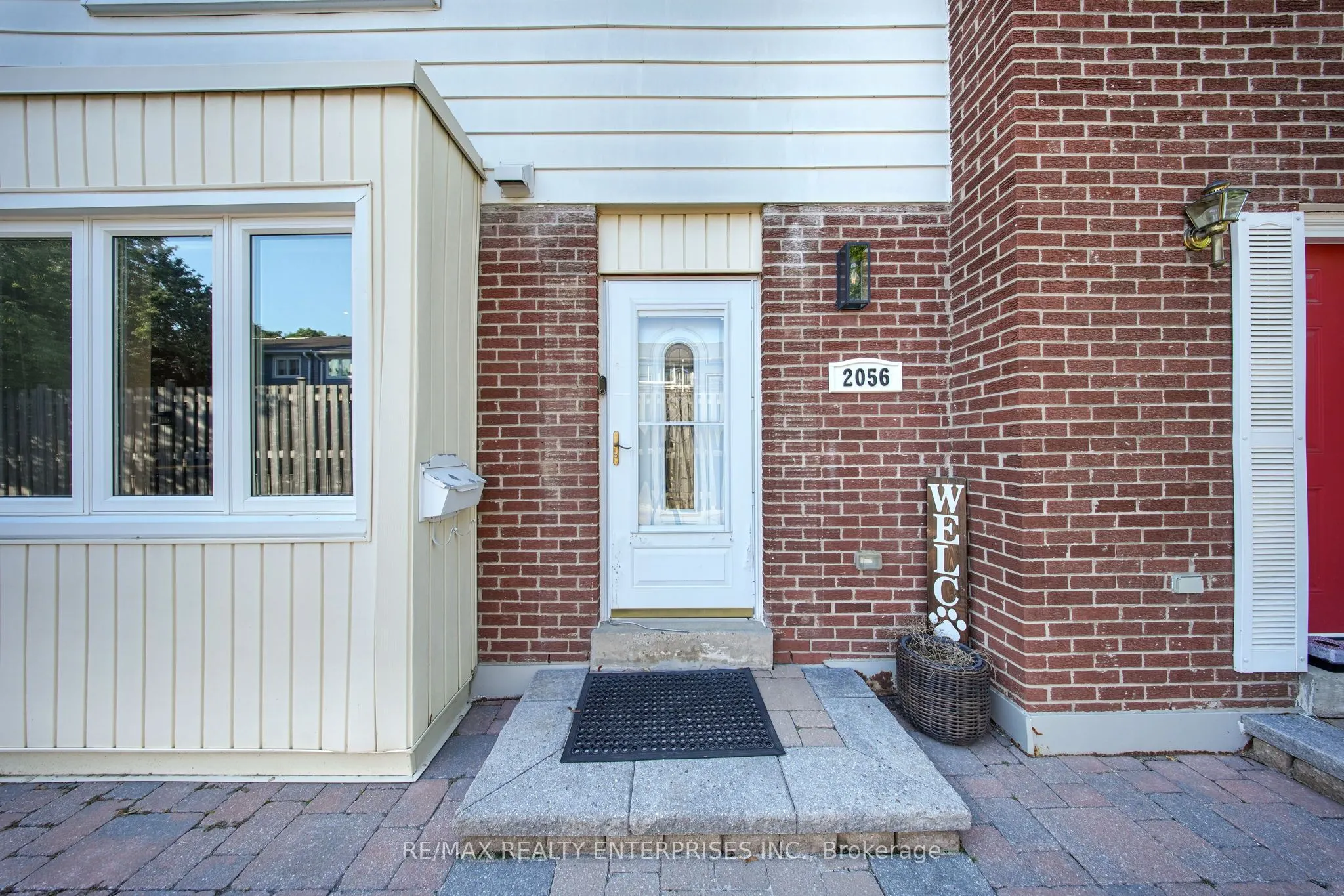 2056 Lakeshore Road W, #5