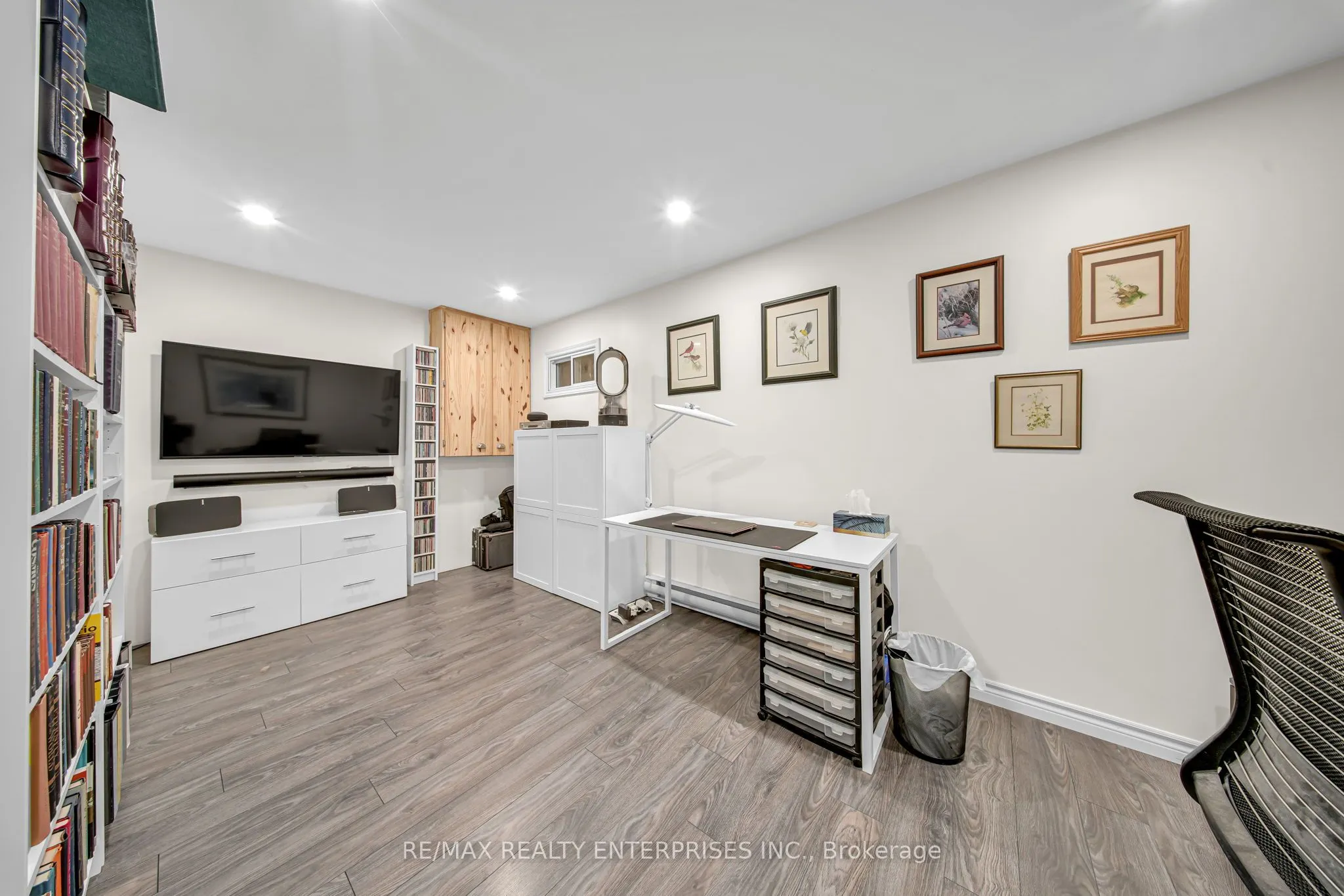 2056 Lakeshore Road W, #5