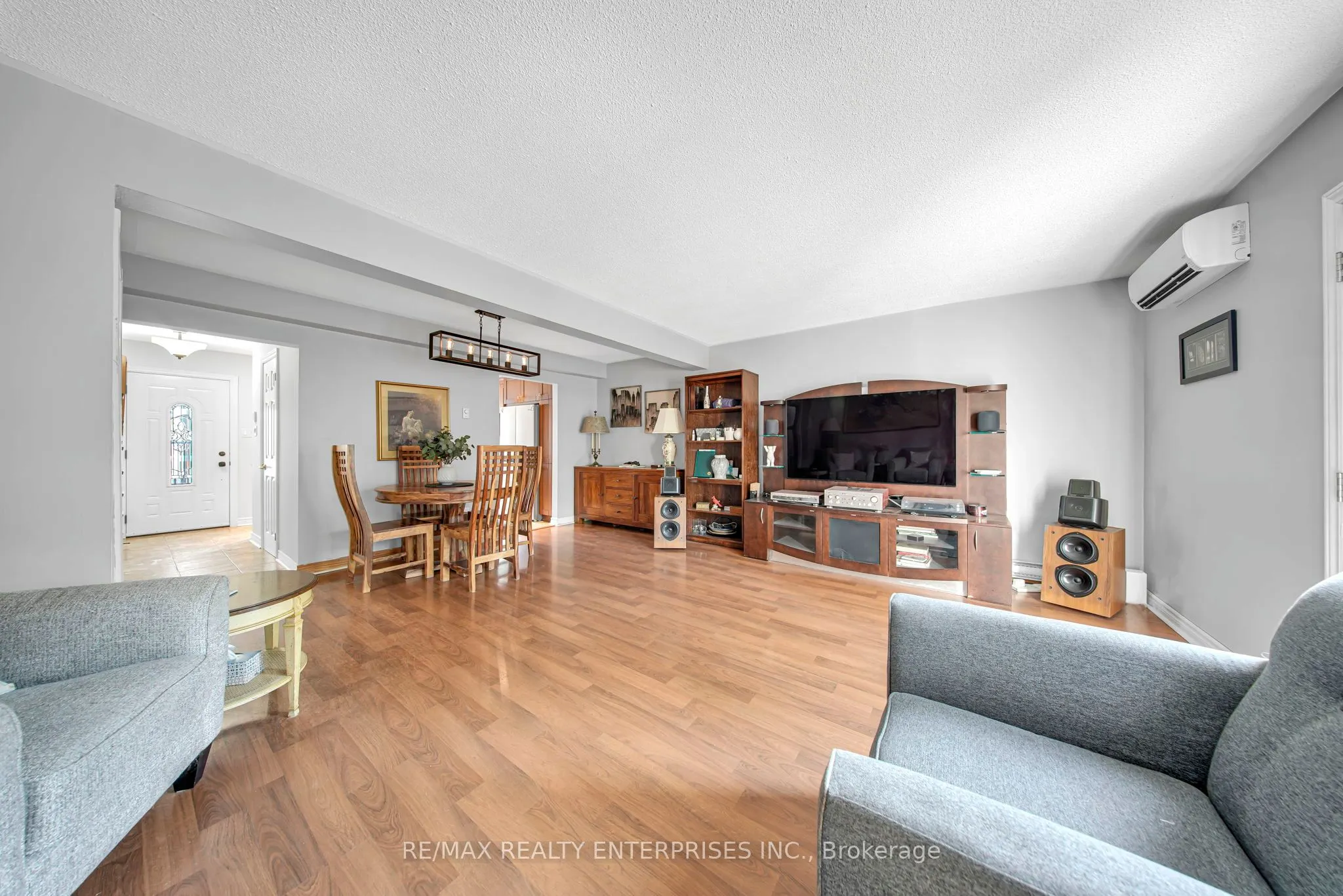 2056 Lakeshore Road W, #5