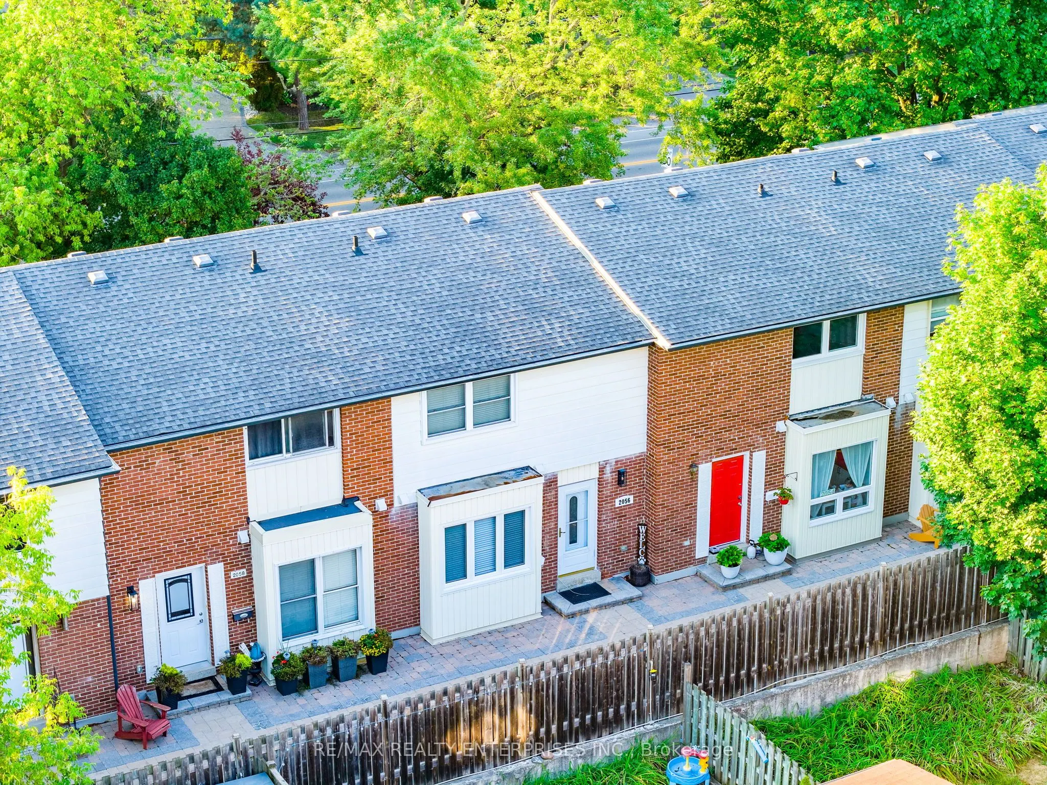 2056 Lakeshore Road W, #5