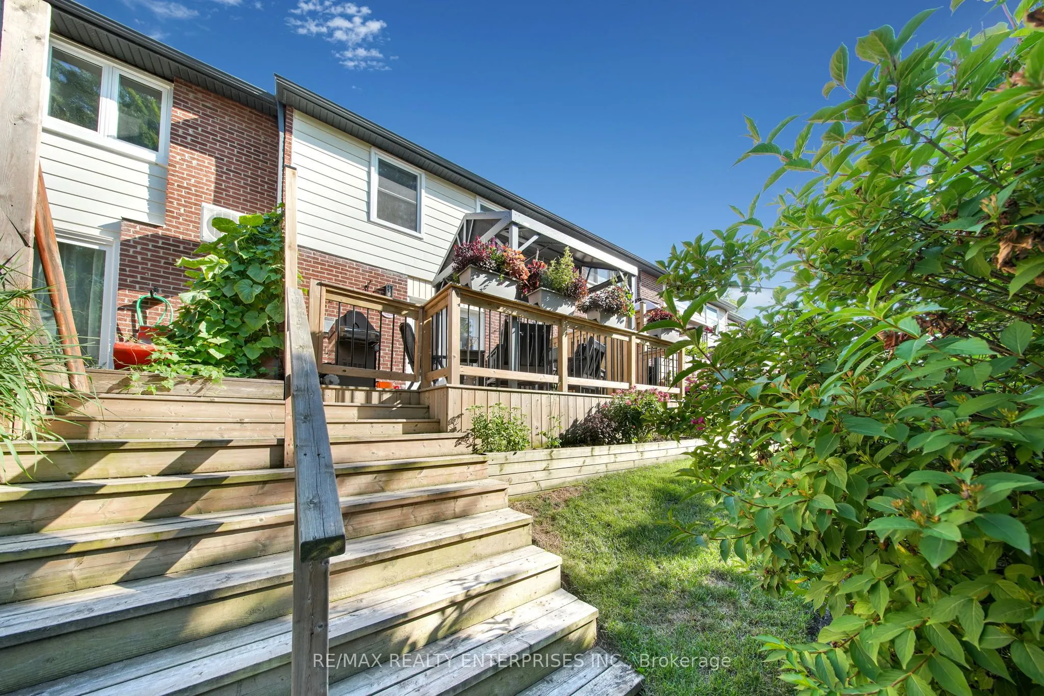 2056 Lakeshore Road W, #5