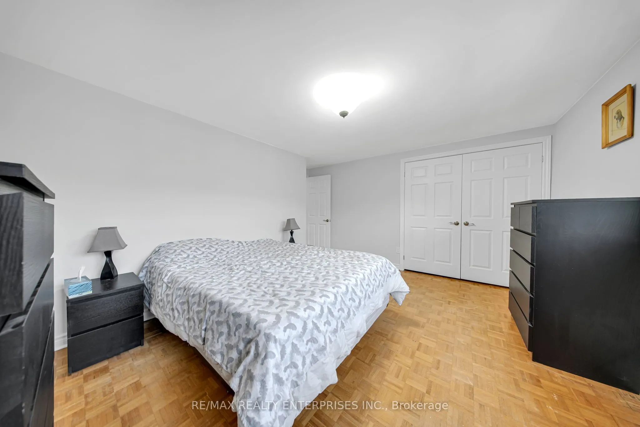 2056 Lakeshore Road W, #5