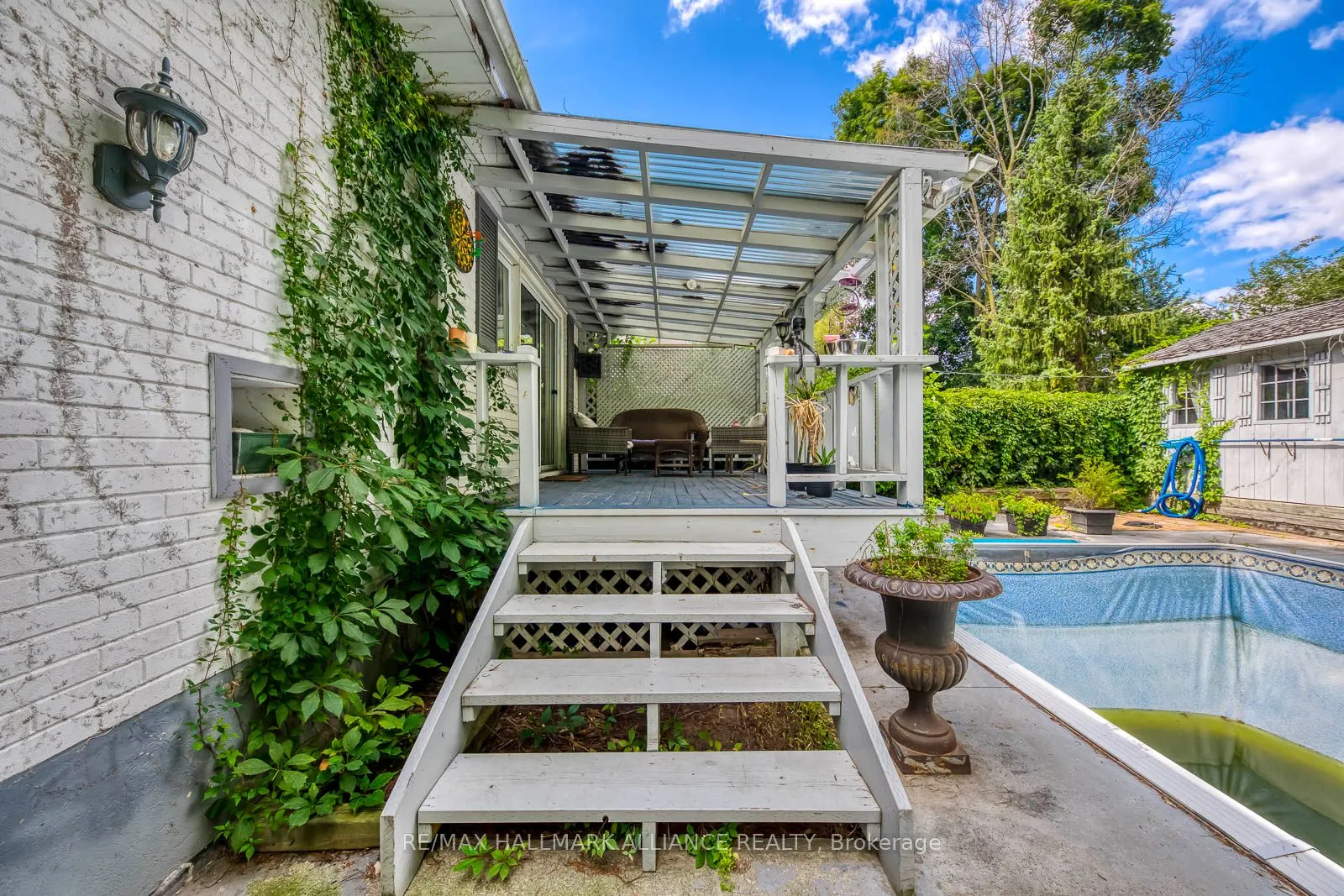 463 Drummond Road