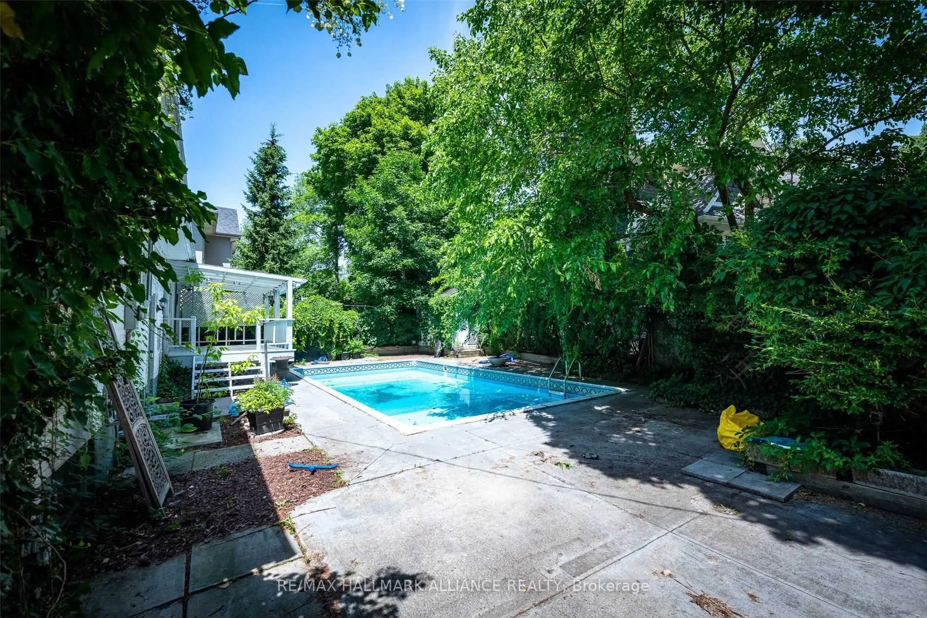 463 Drummond Road