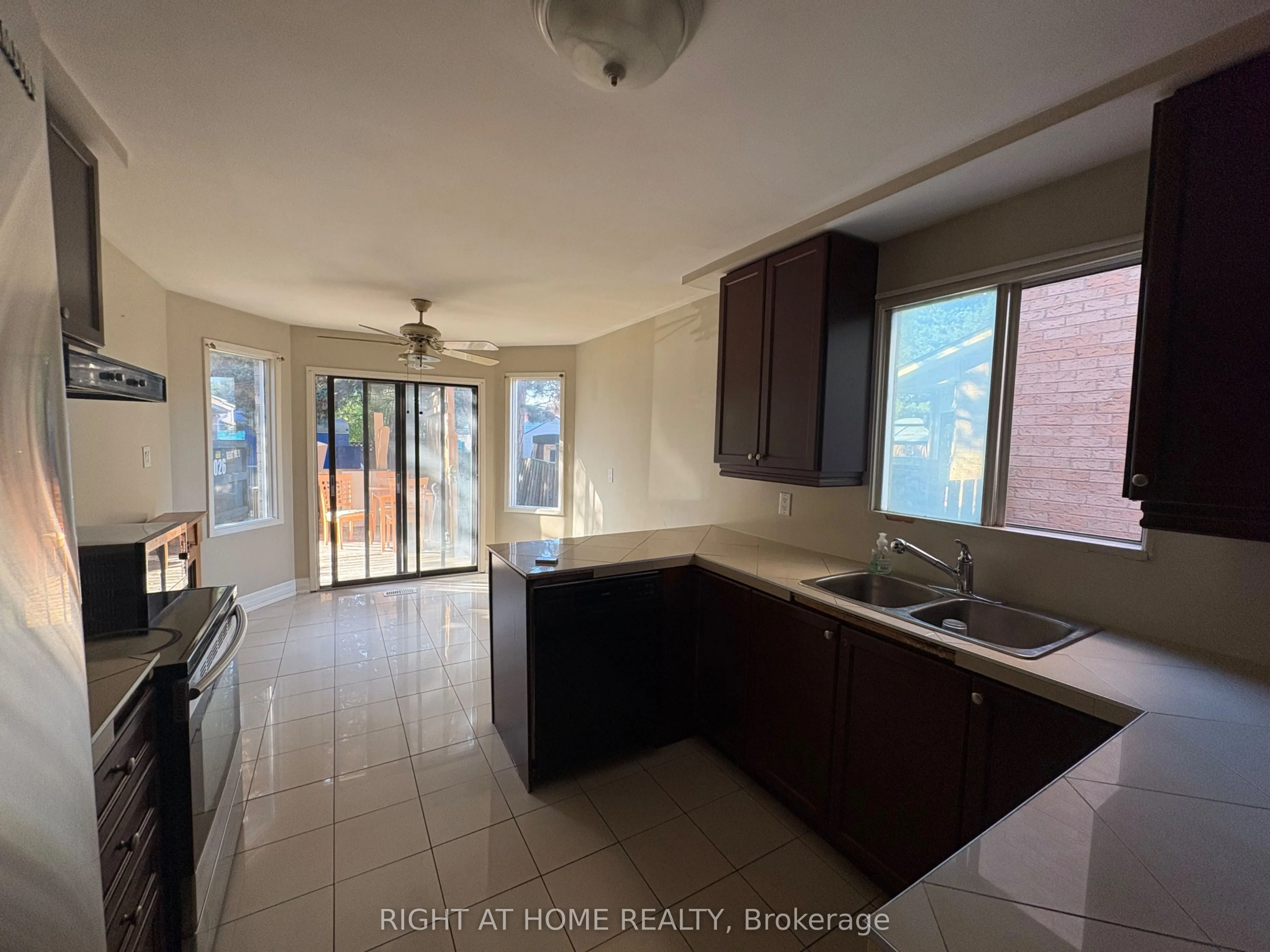 2 Fountainbridge Drive