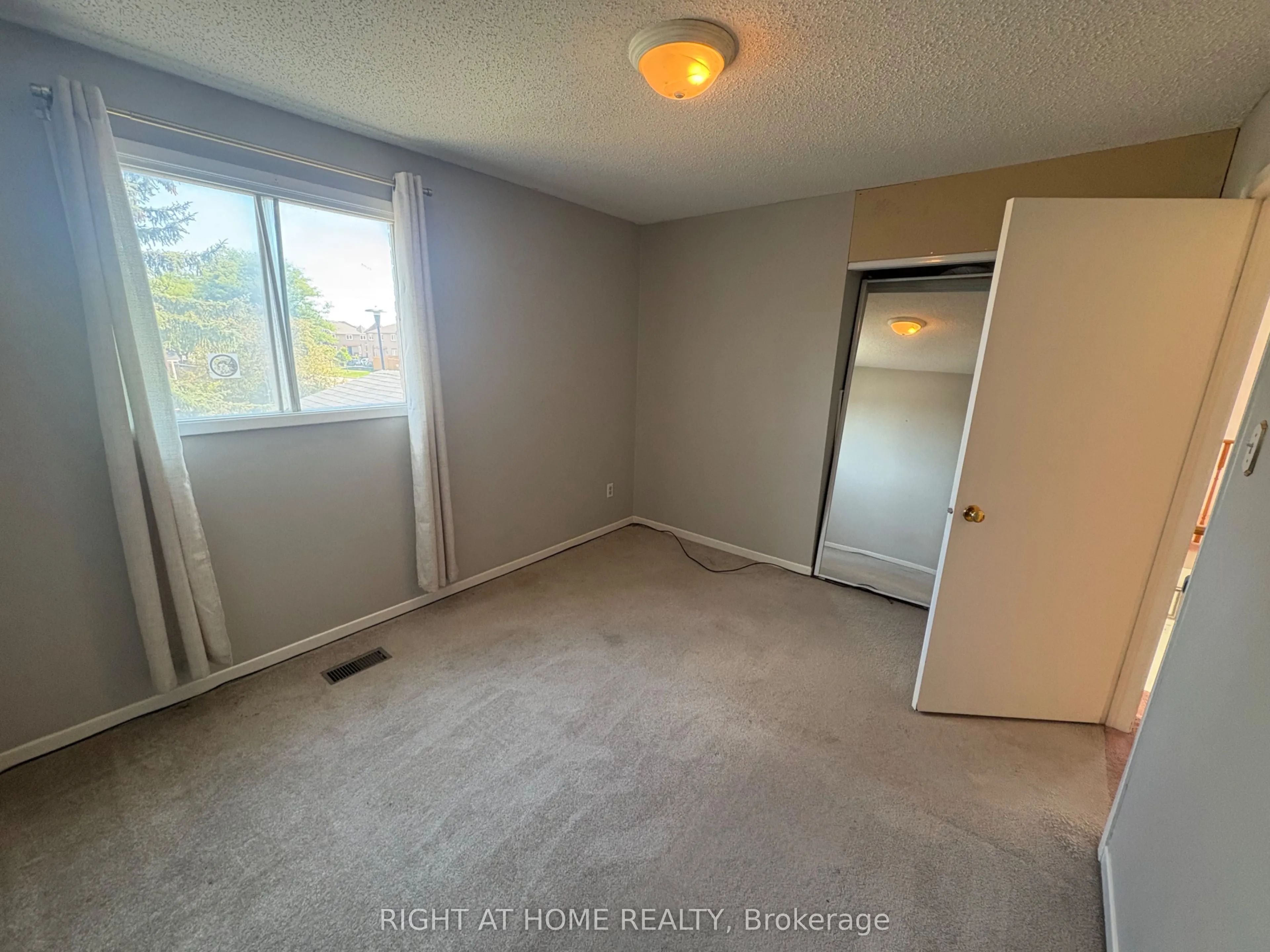 2 Fountainbridge Drive