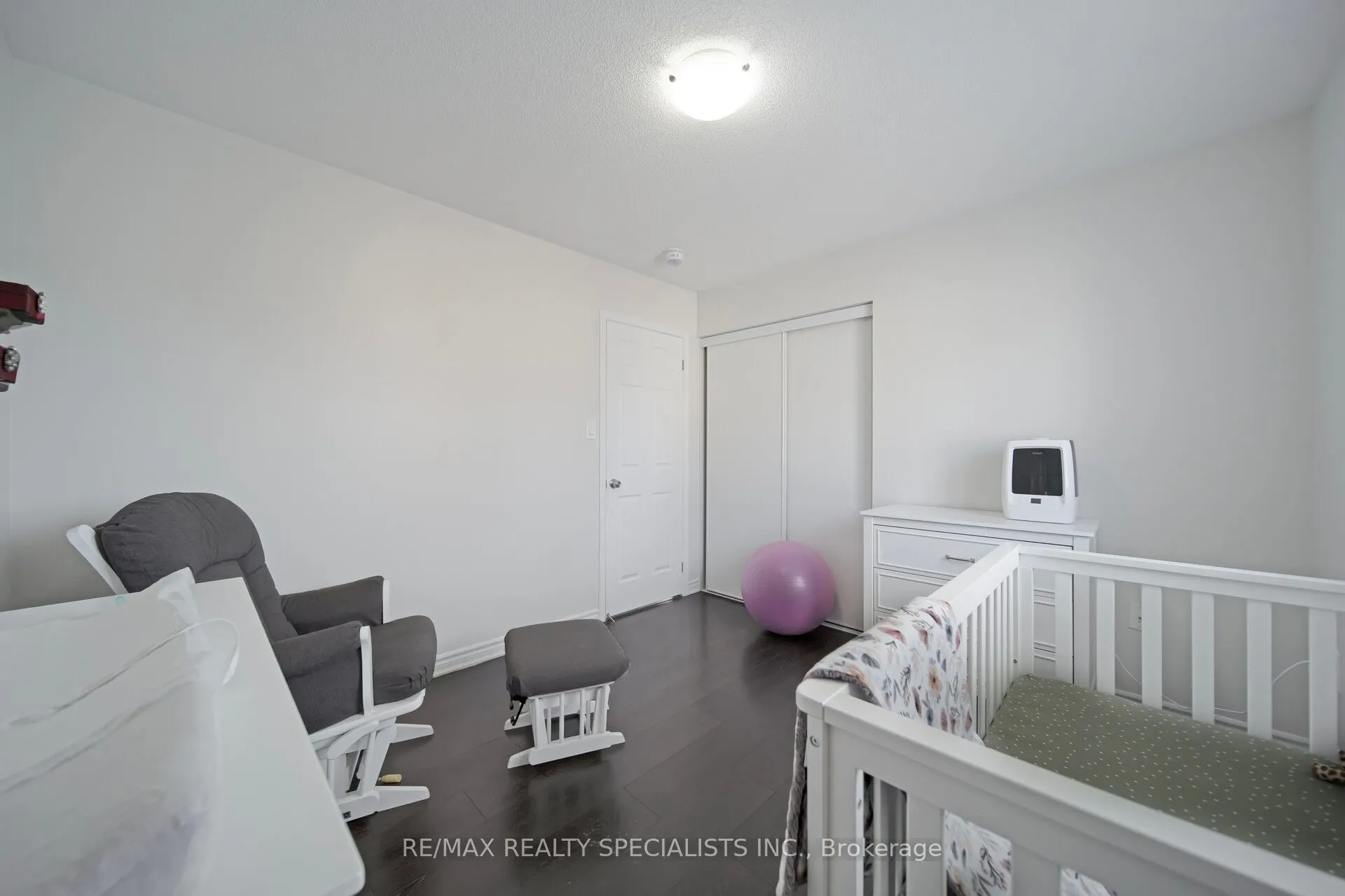 4 Stedford Crescent