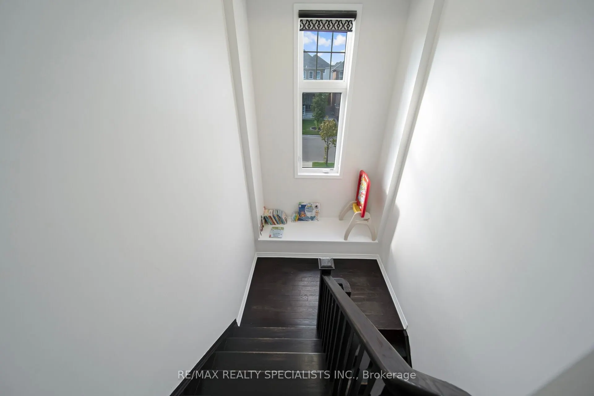 4 Stedford Crescent