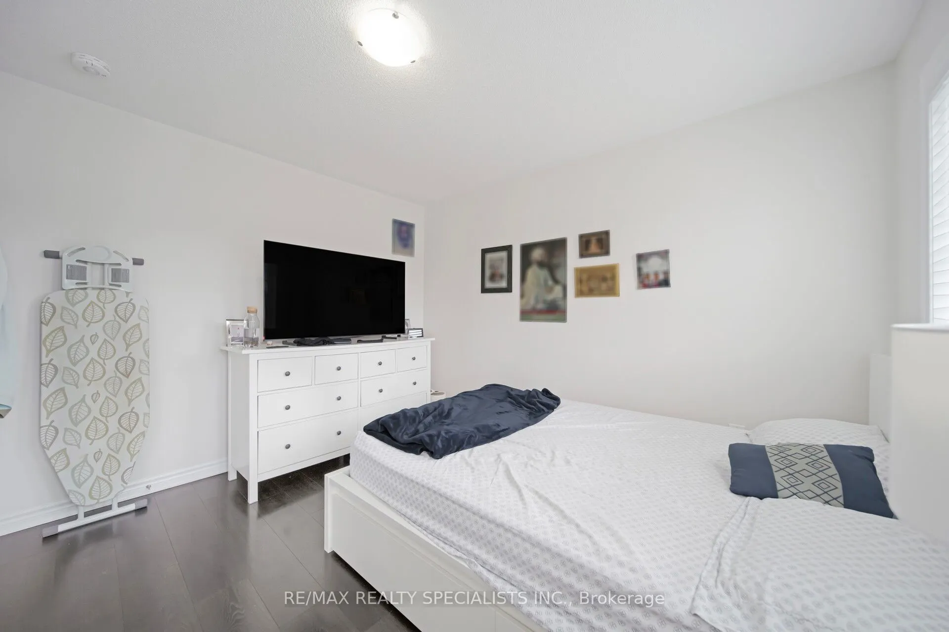 4 Stedford Crescent