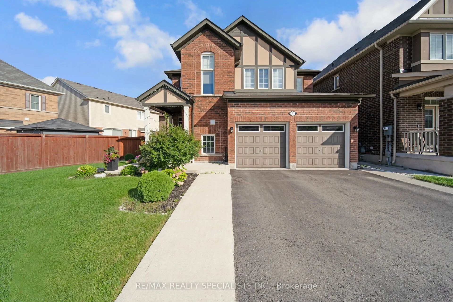 4 Stedford Crescent