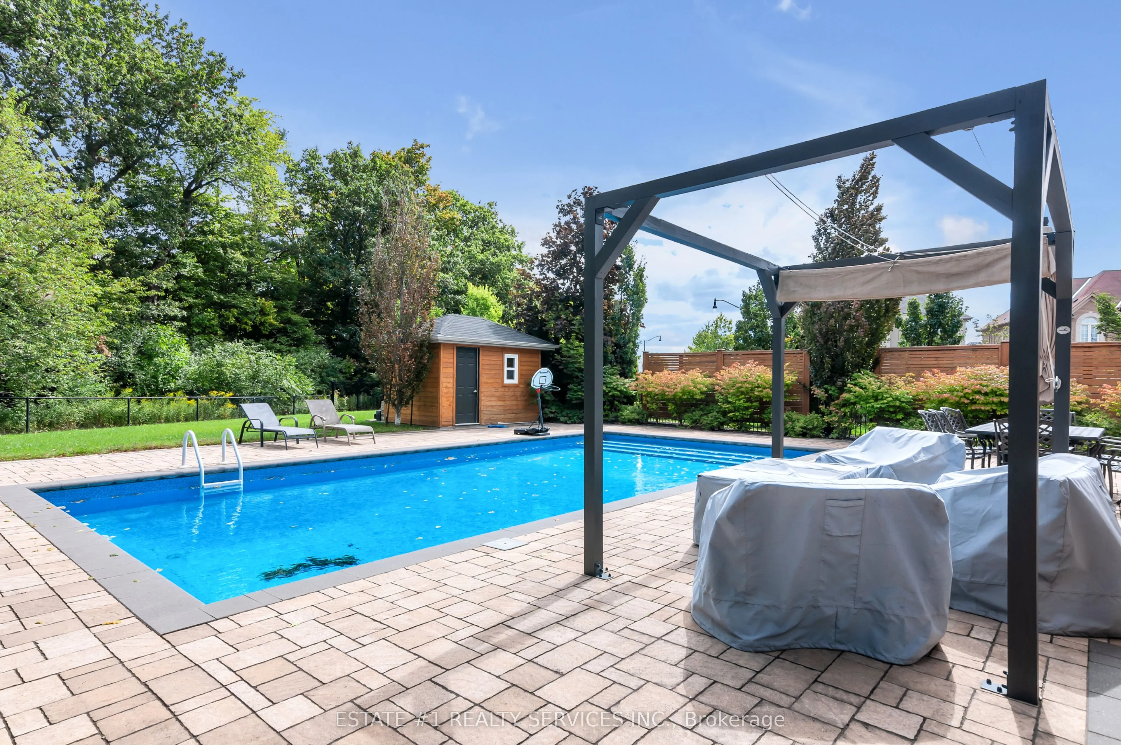 113 Royal West Drive