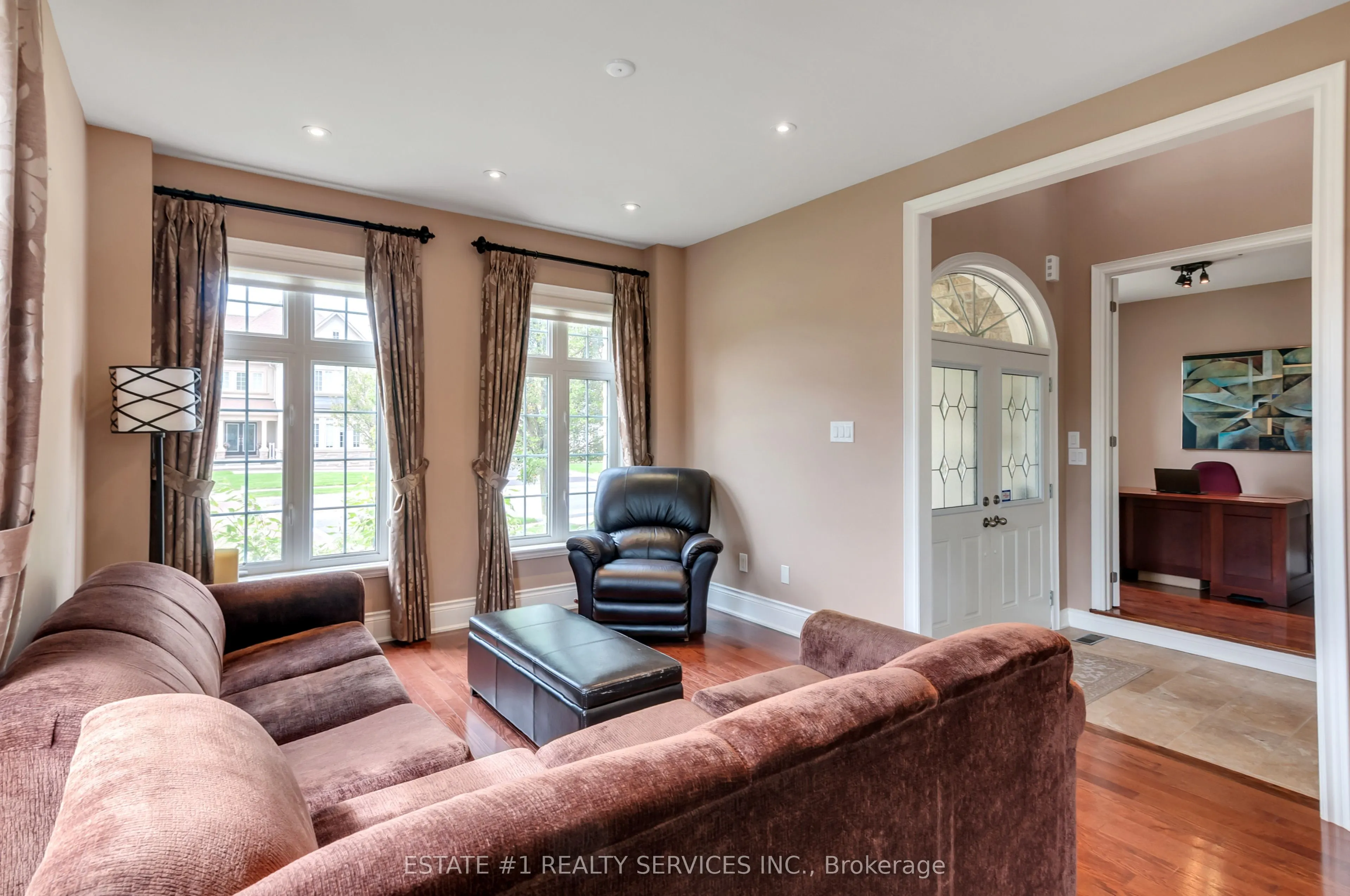 113 Royal West Drive