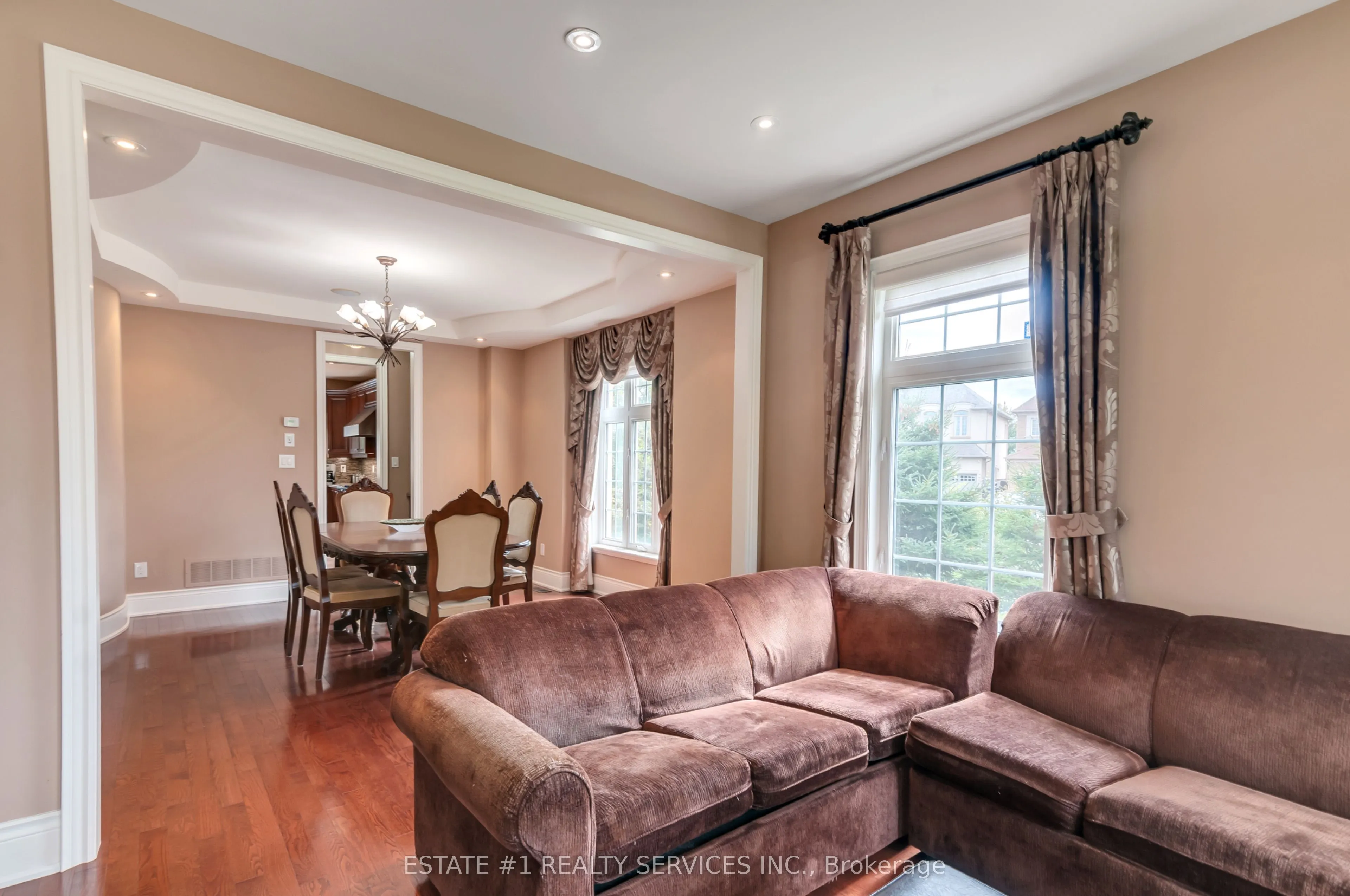 113 Royal West Drive