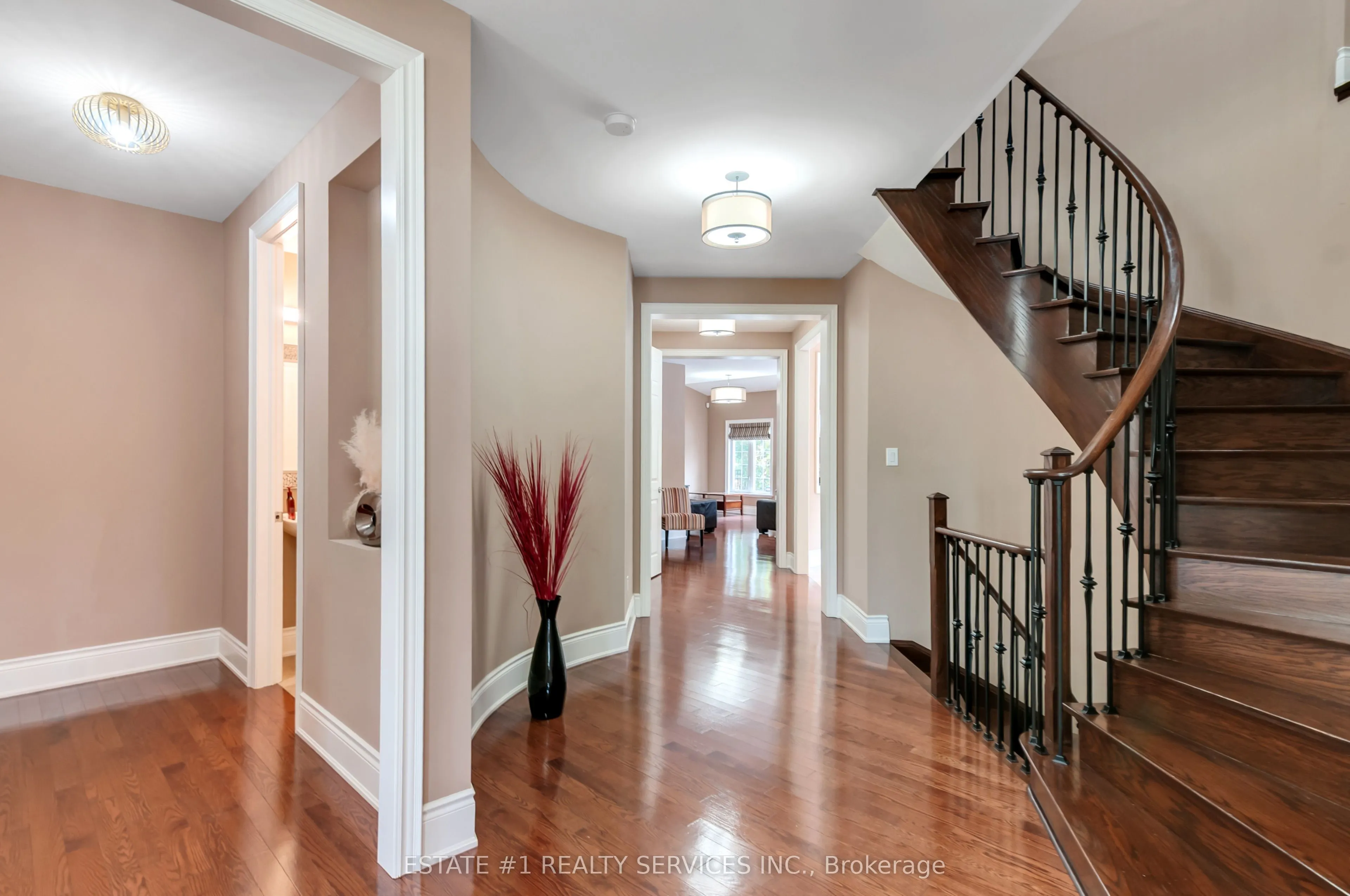 113 Royal West Drive