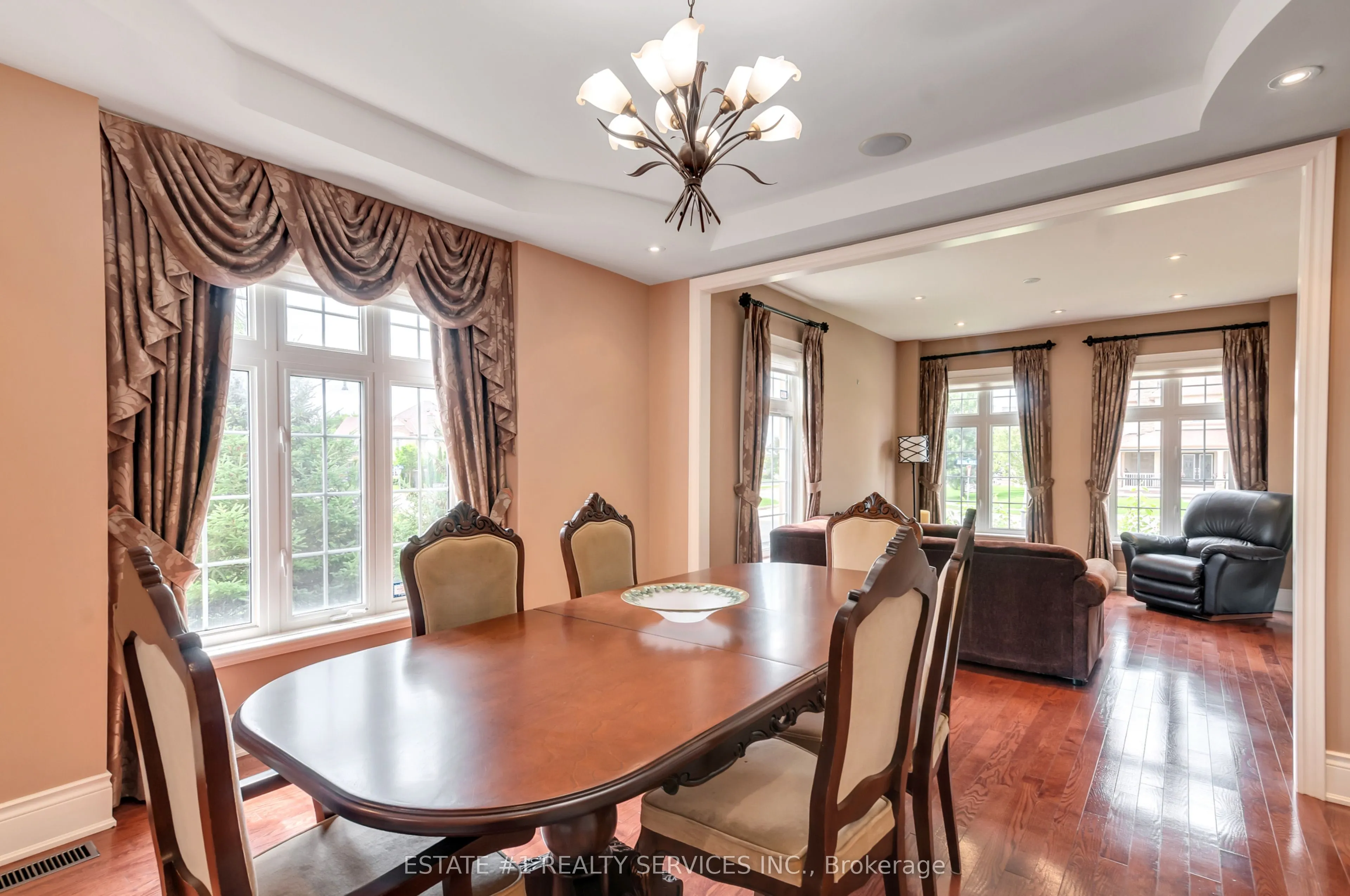 113 Royal West Drive