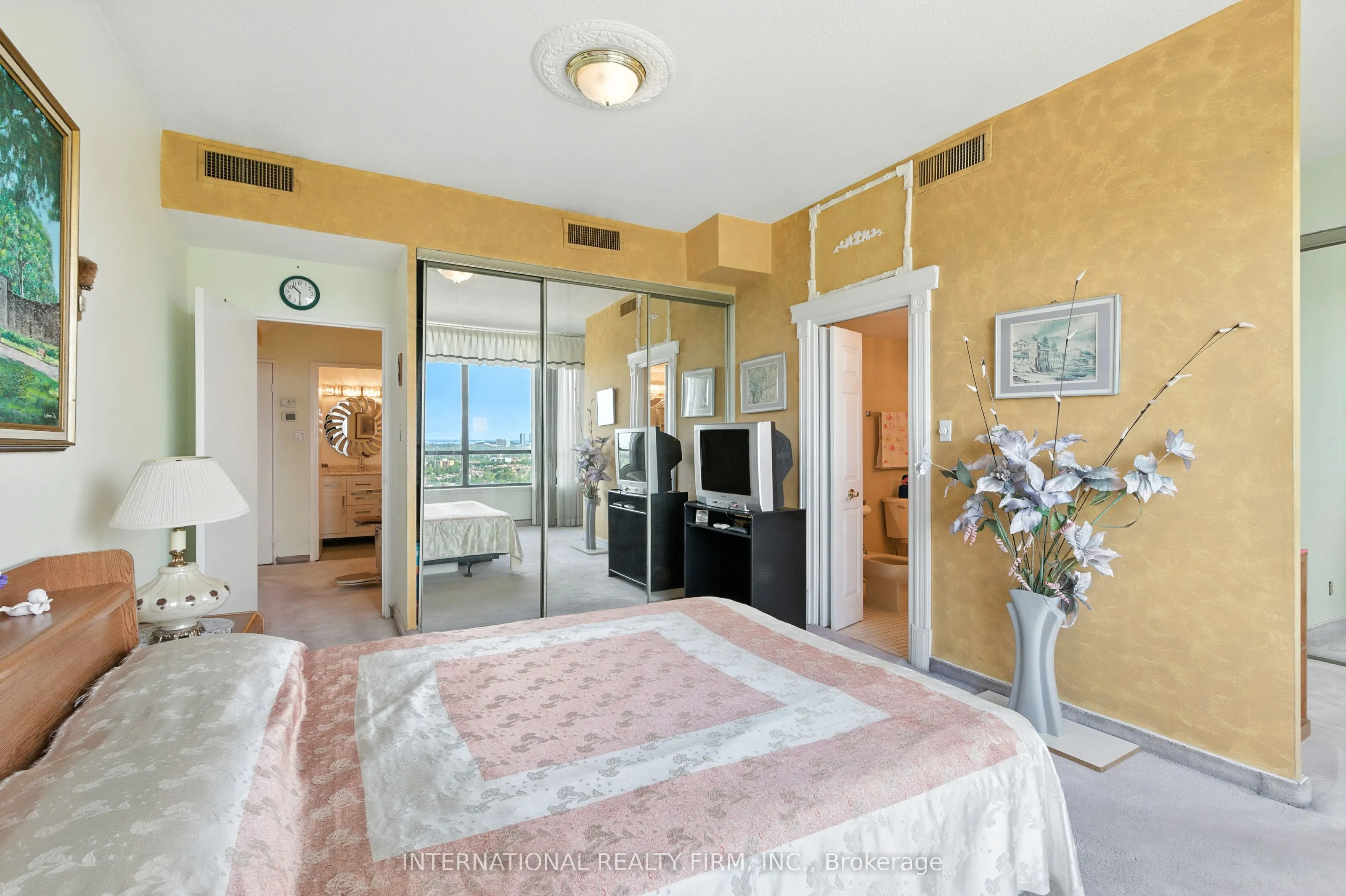1333 Bloor Street, #2608