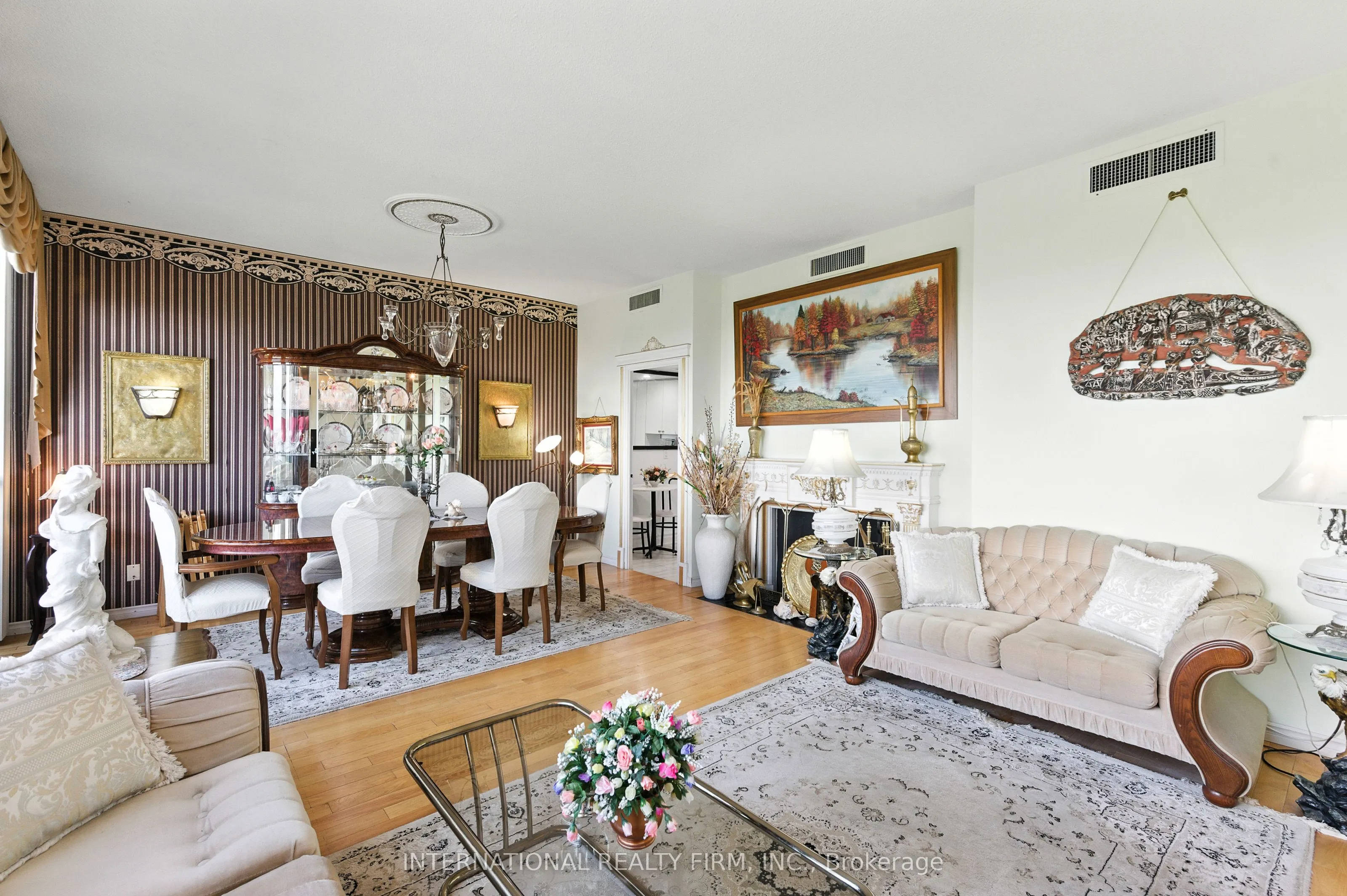 1333 Bloor Street, #2608
