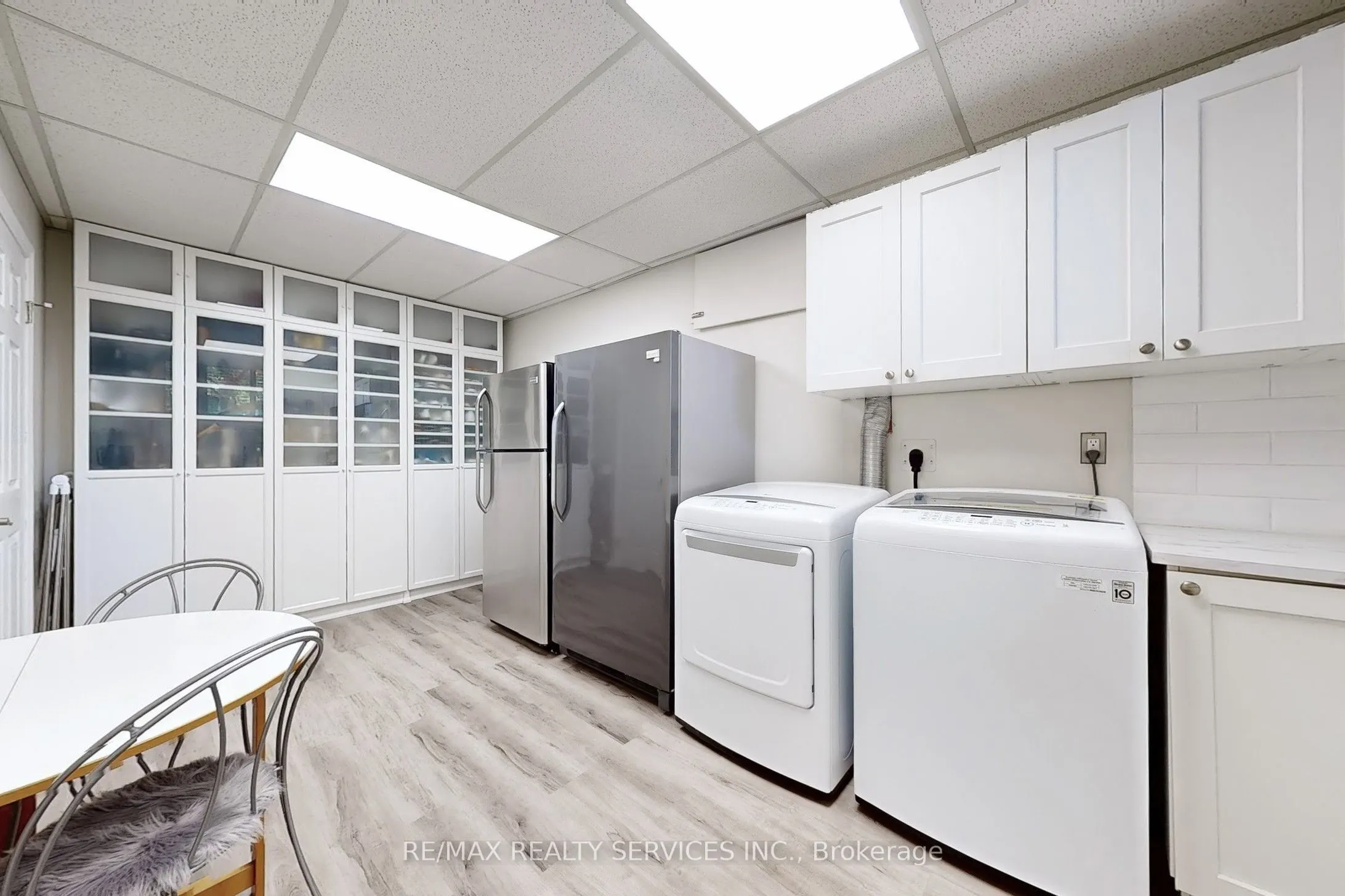 2200 Glenwood School Drive, #48