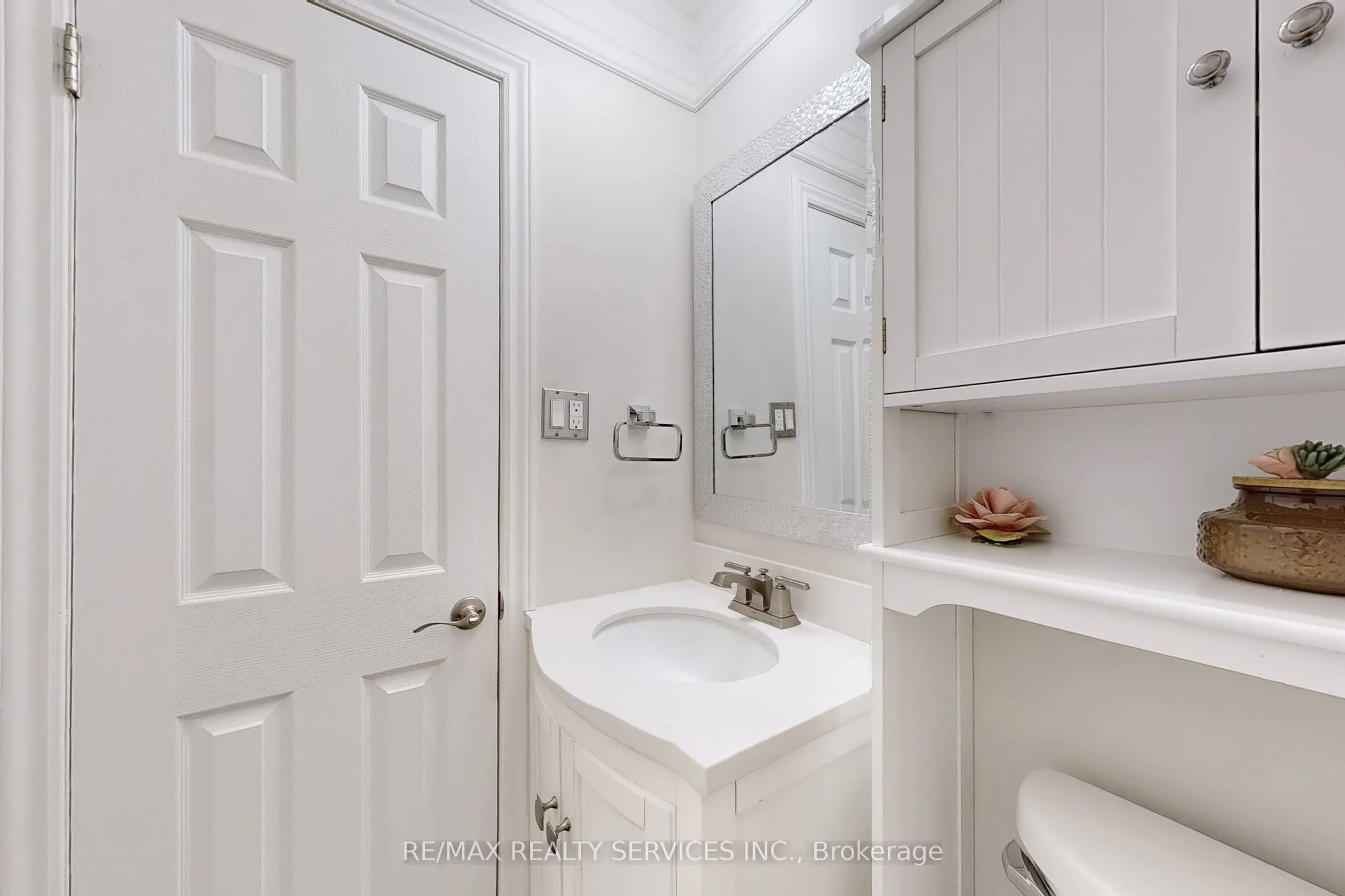 2200 Glenwood School Drive, #48