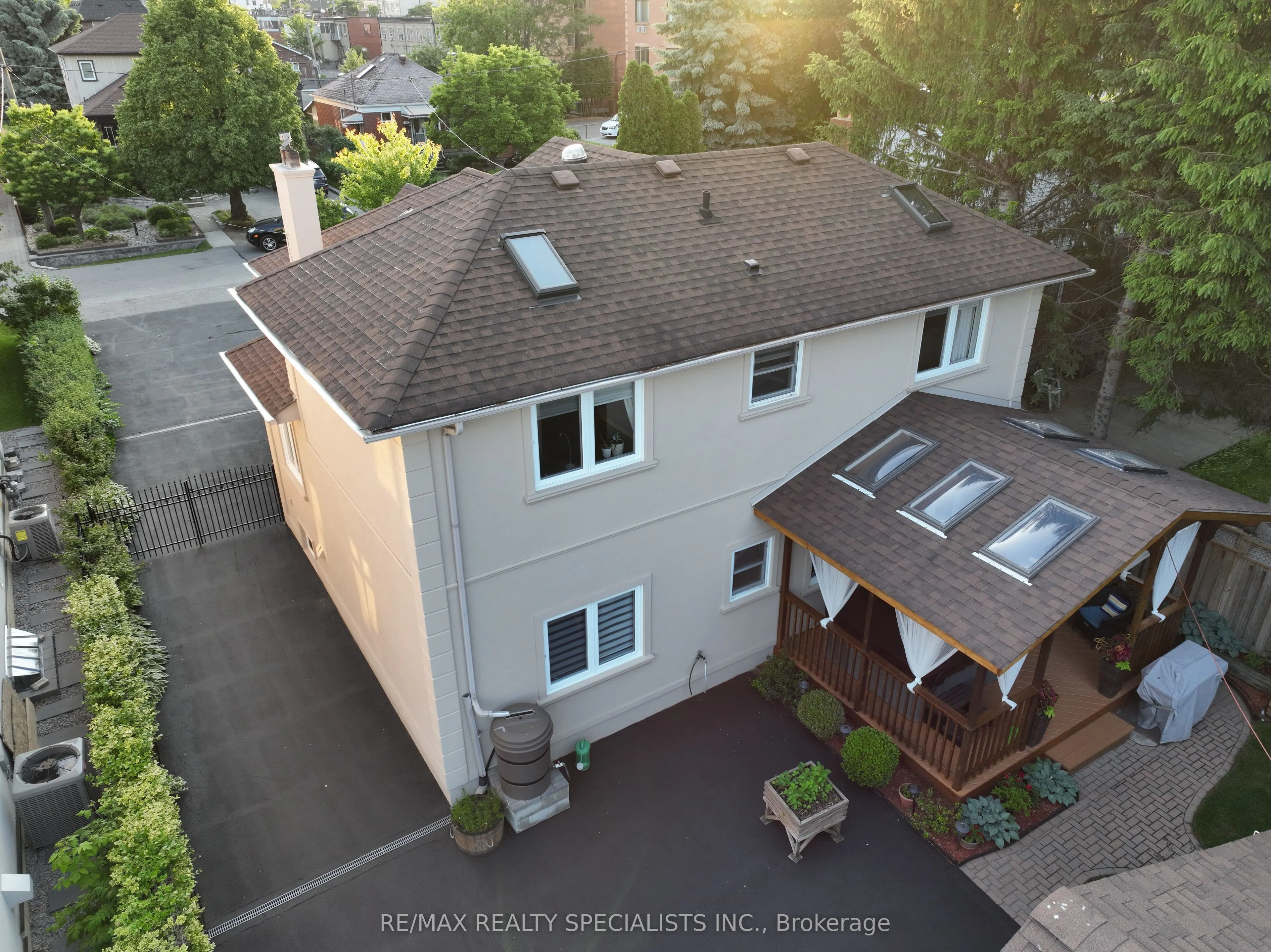 137 Milton Street