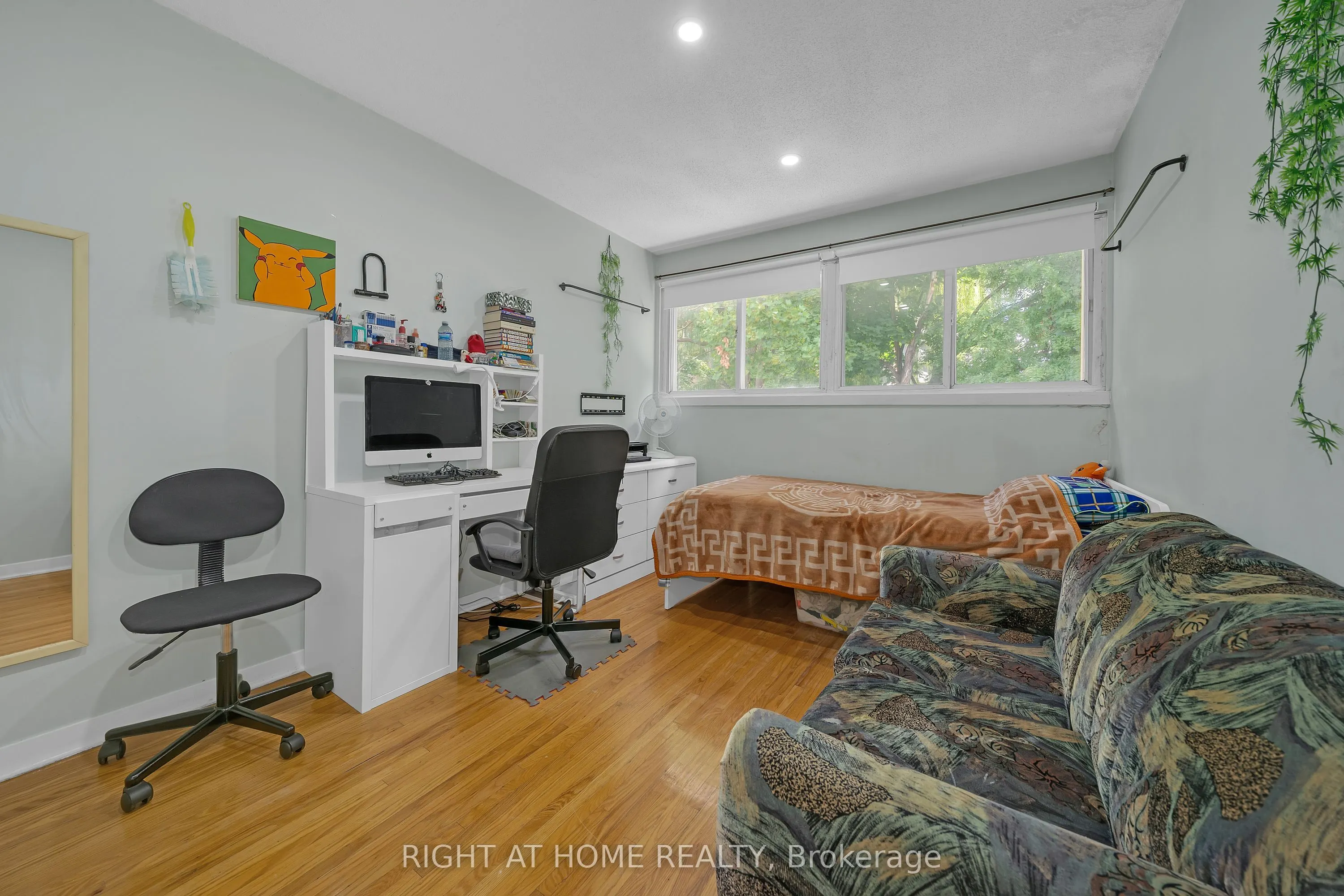 2901 Jane Street, #101