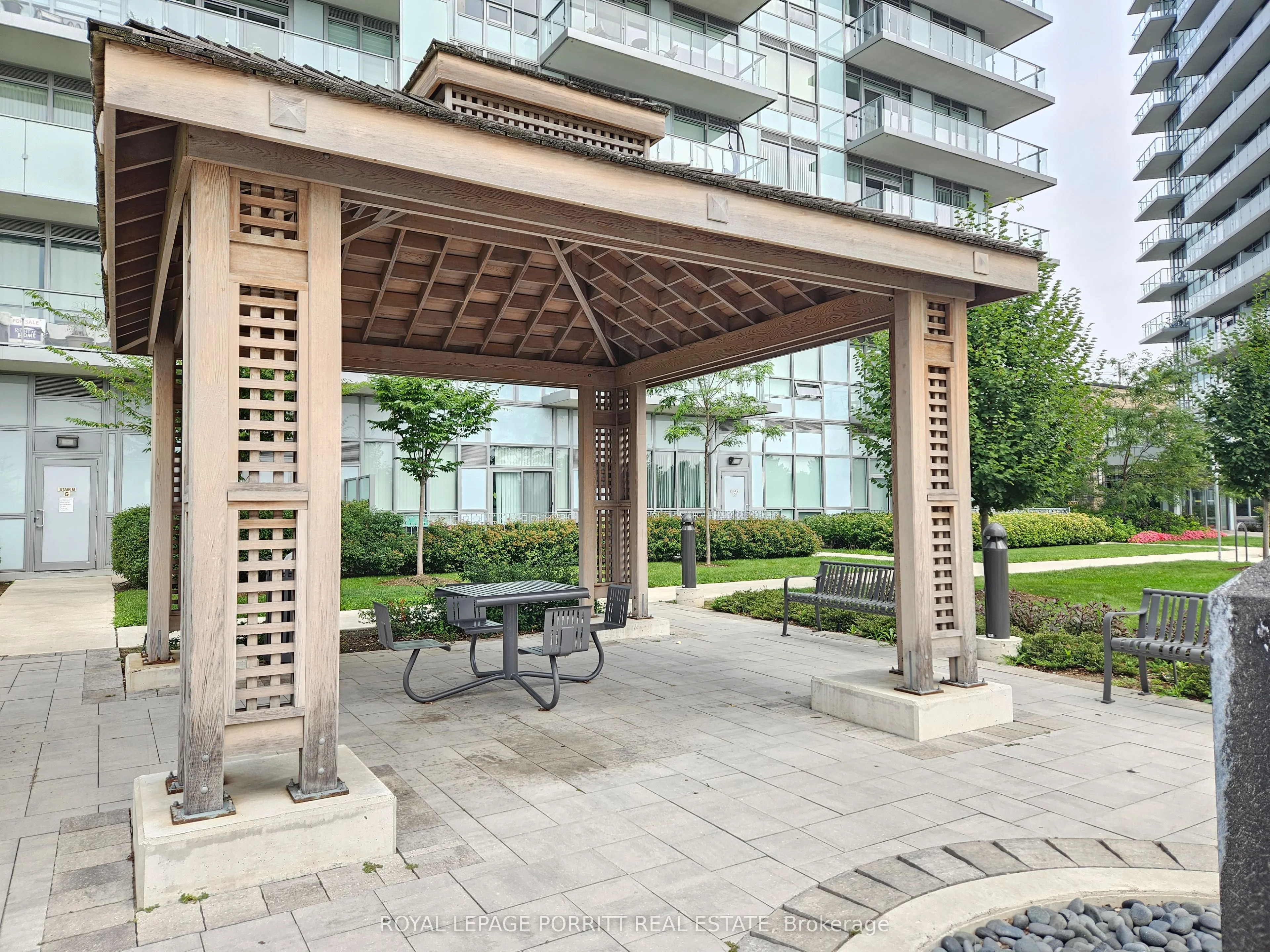 4633 Glen Erin Drive, #408
