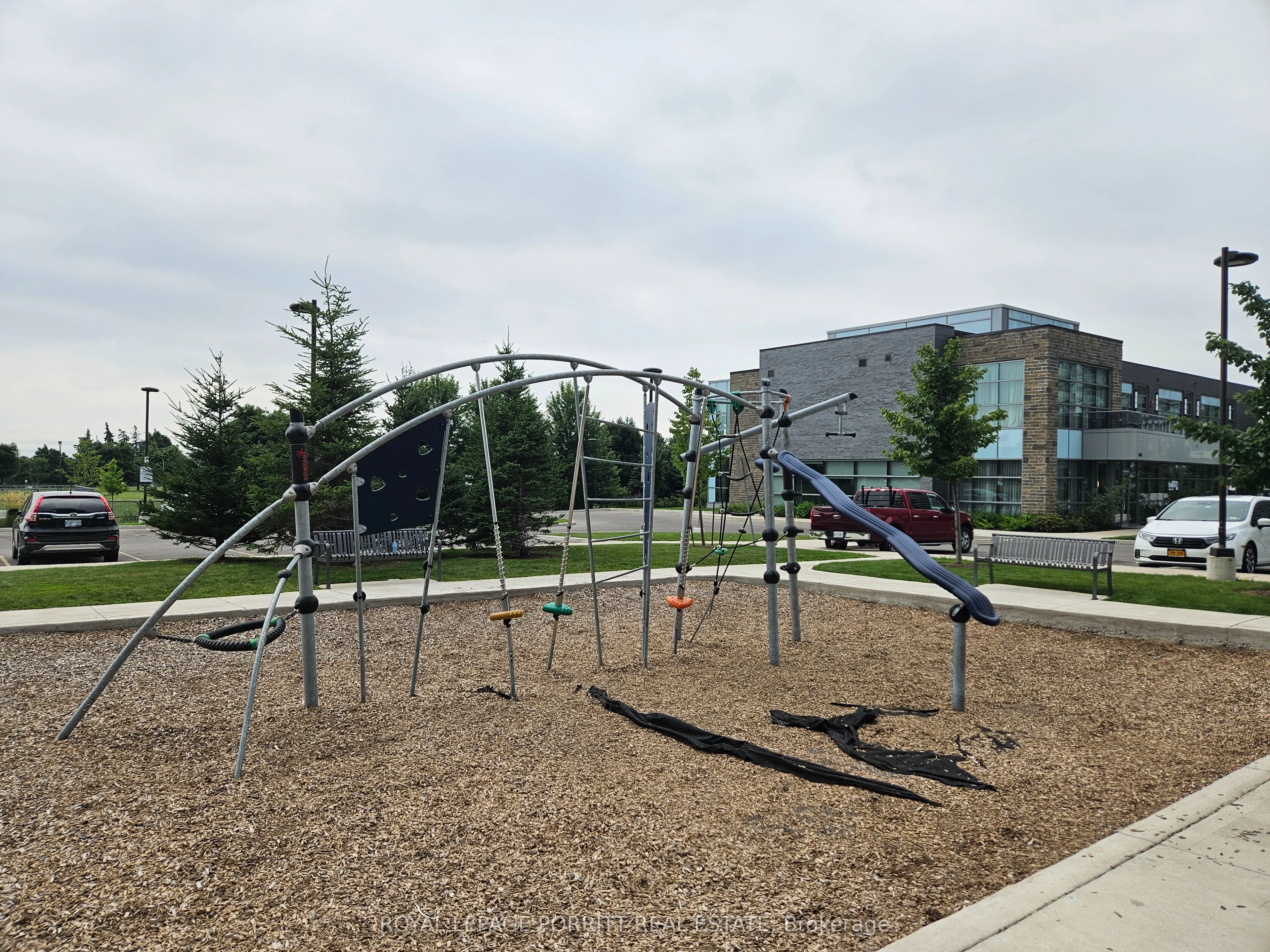 4633 Glen Erin Drive, #408