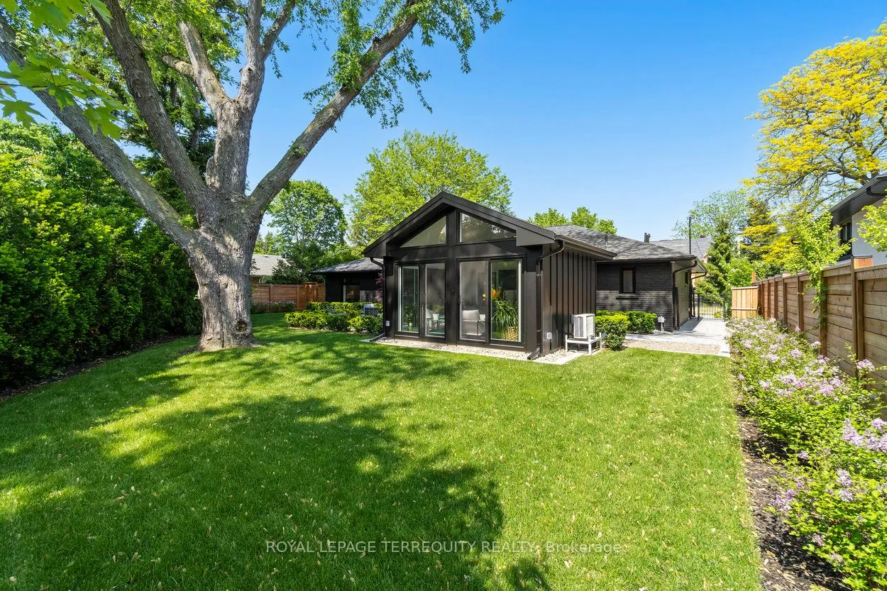 14 Princess Anne Crescent