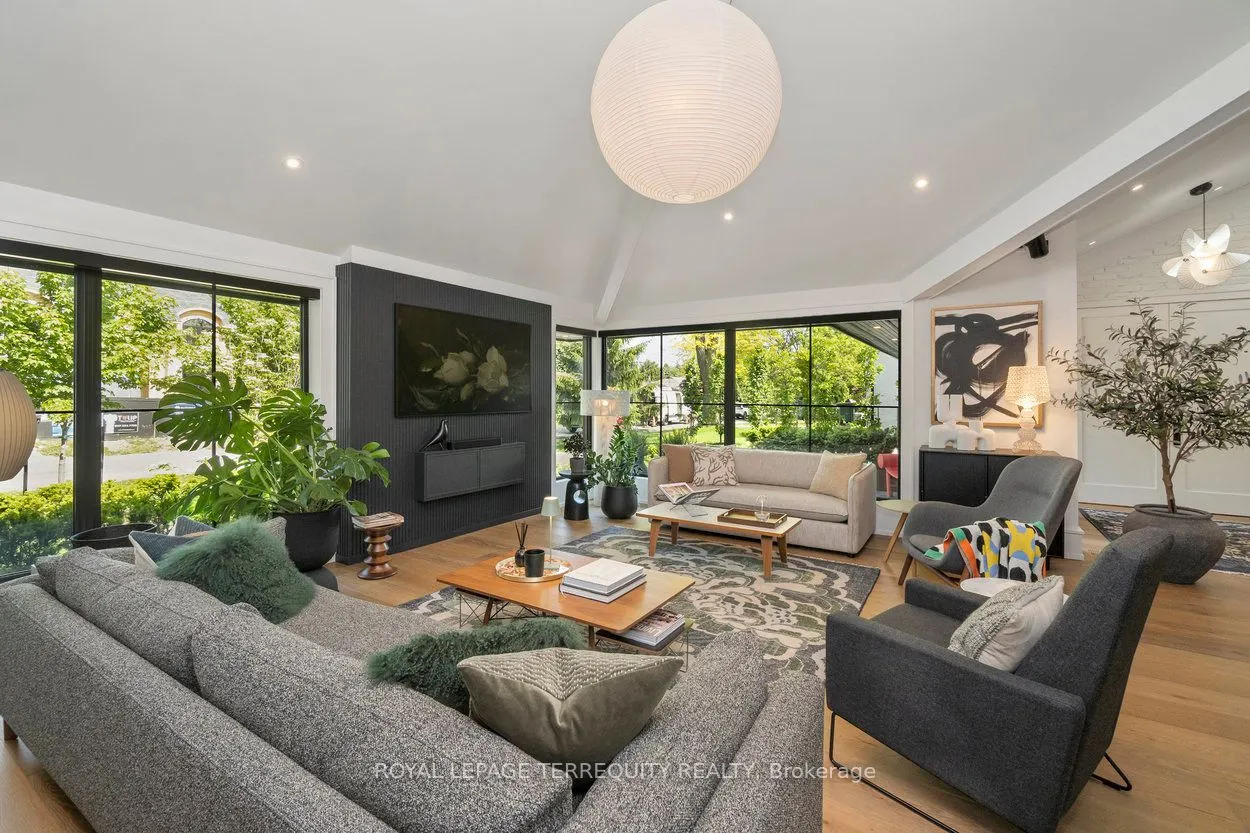 14 Princess Anne Crescent