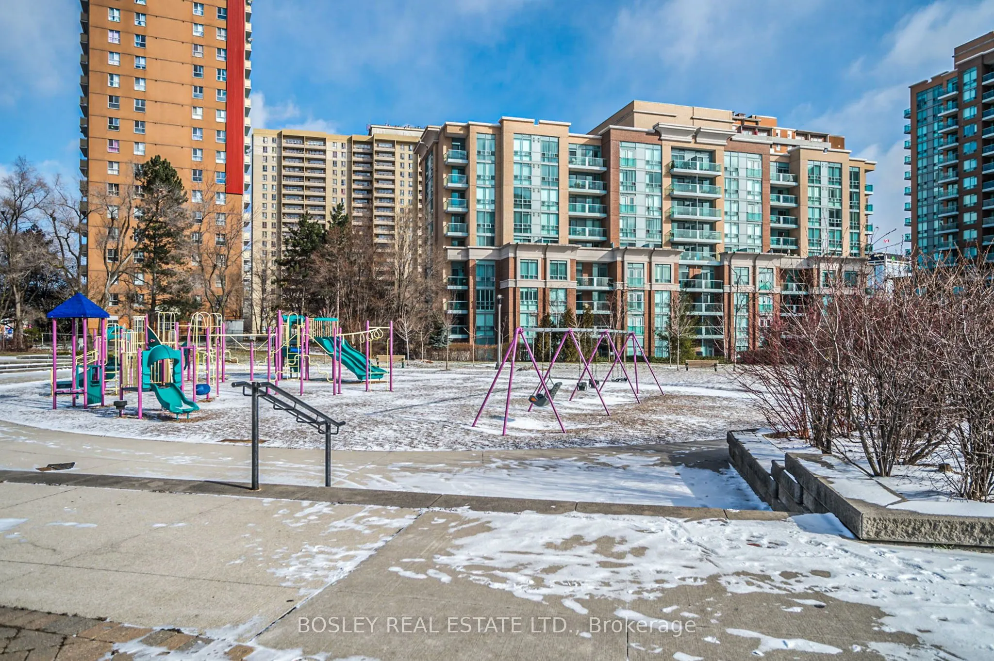 5101 Dundas Street W, #608