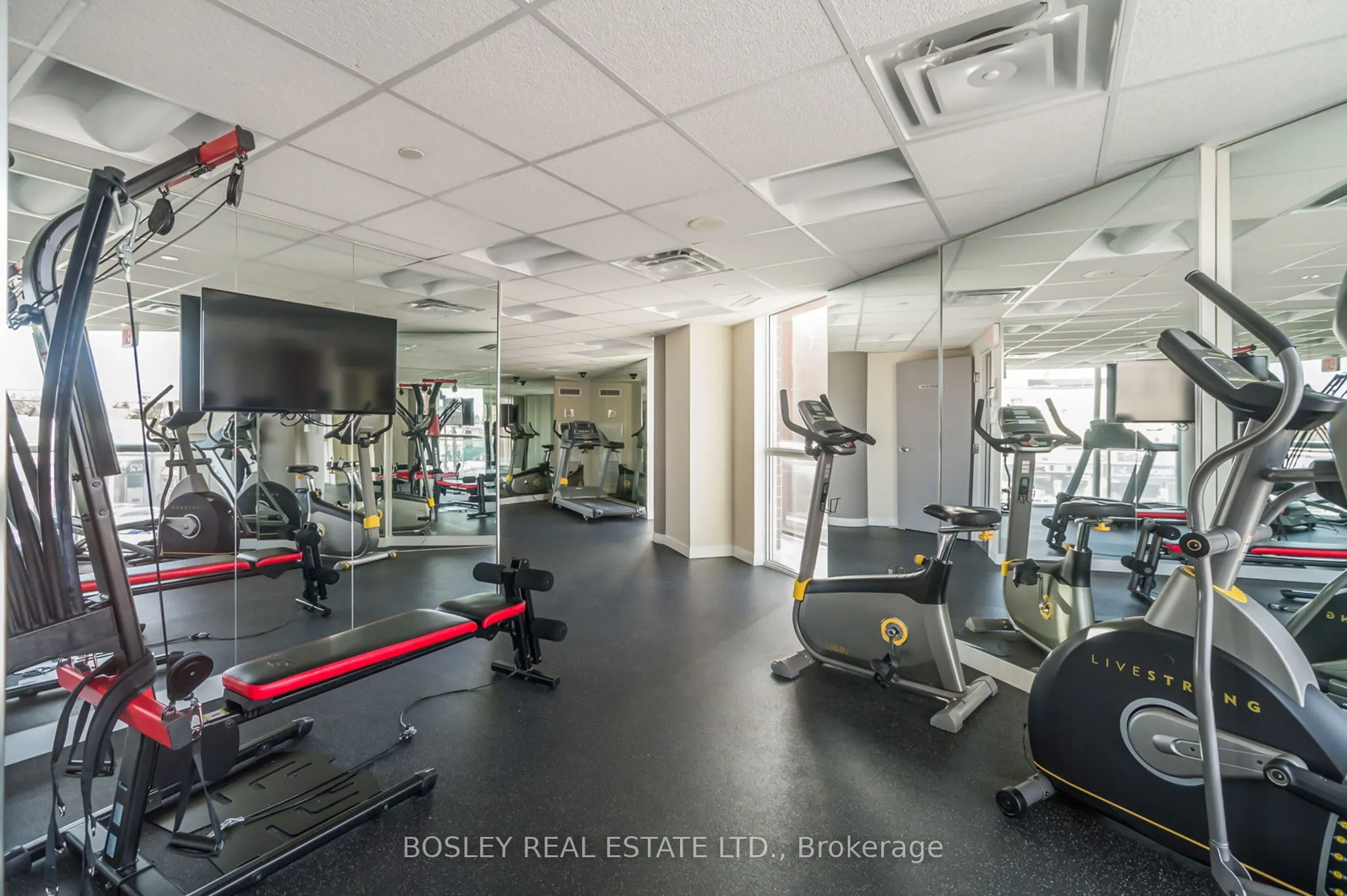 5101 Dundas Street W, #608