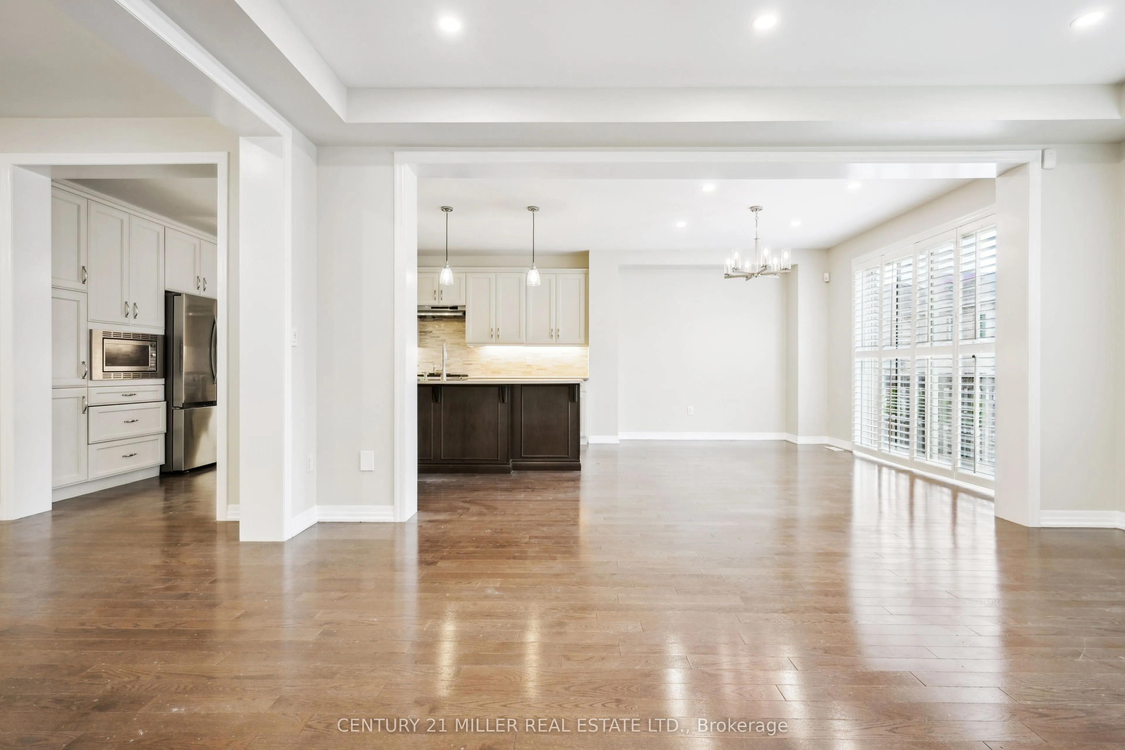 252 Wisteria Way
