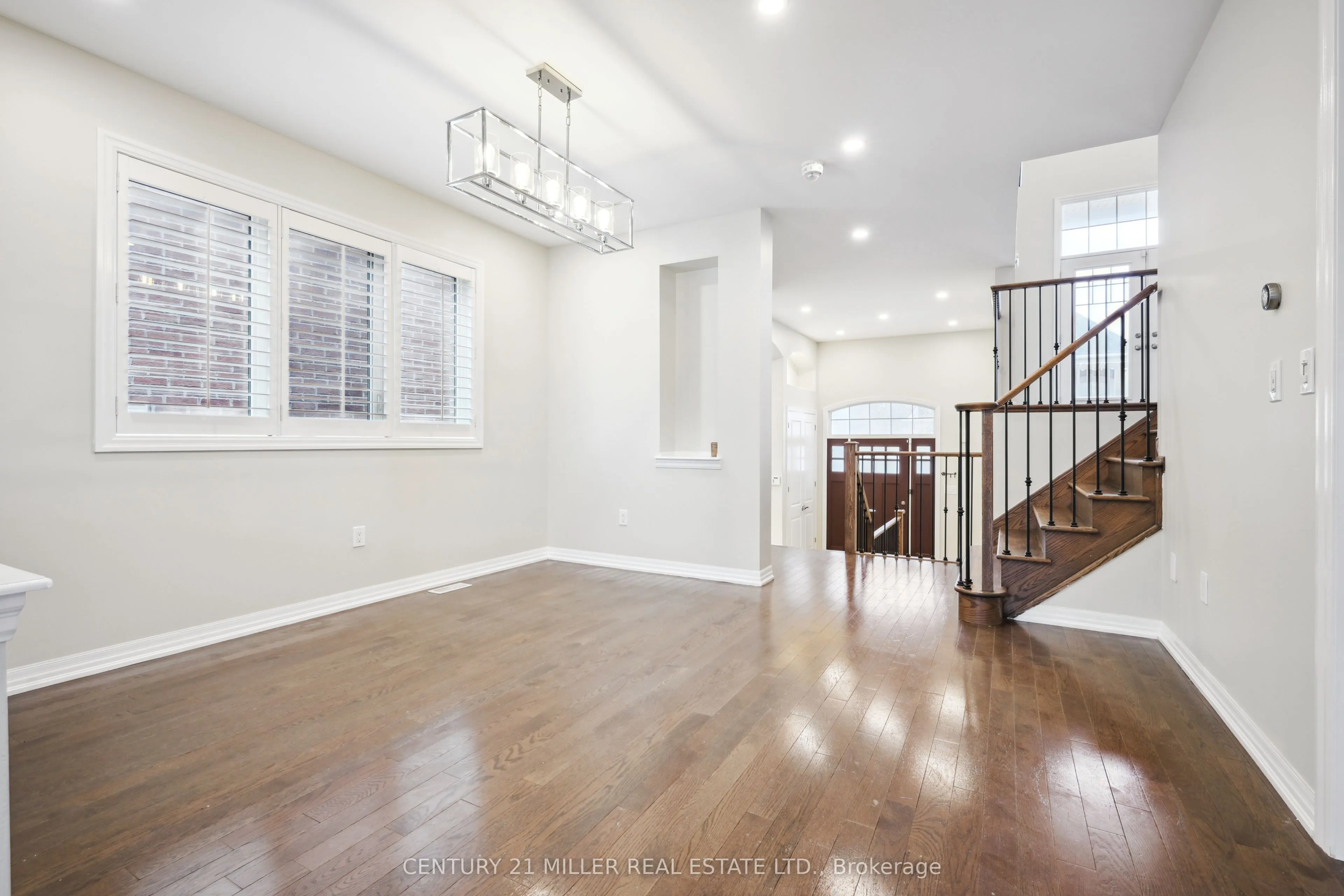 252 Wisteria Way