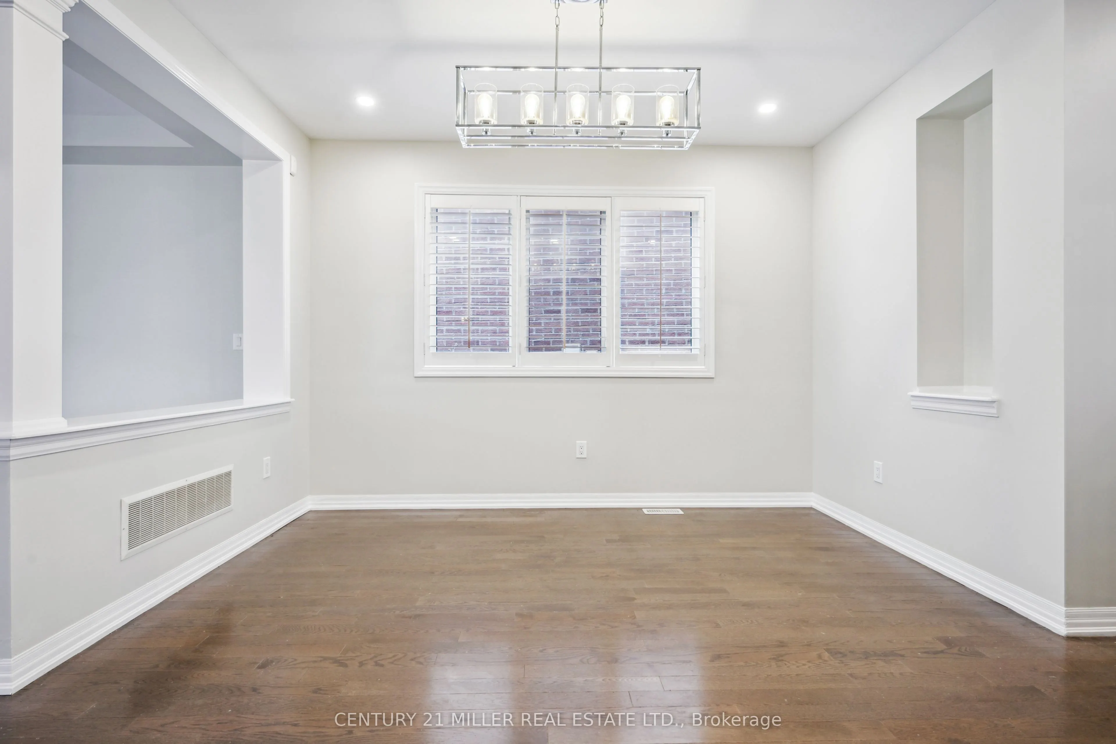 252 Wisteria Way