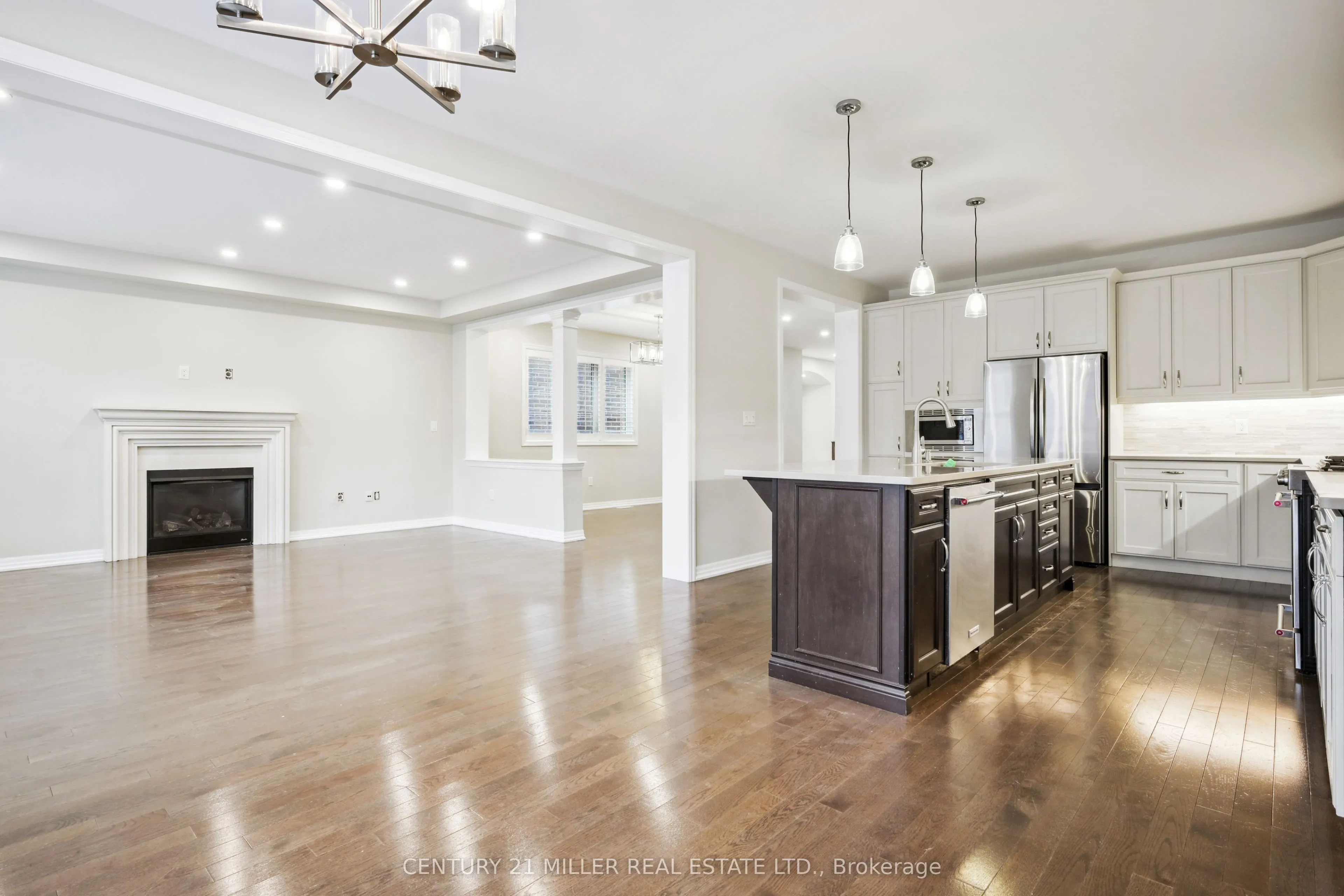 252 Wisteria Way