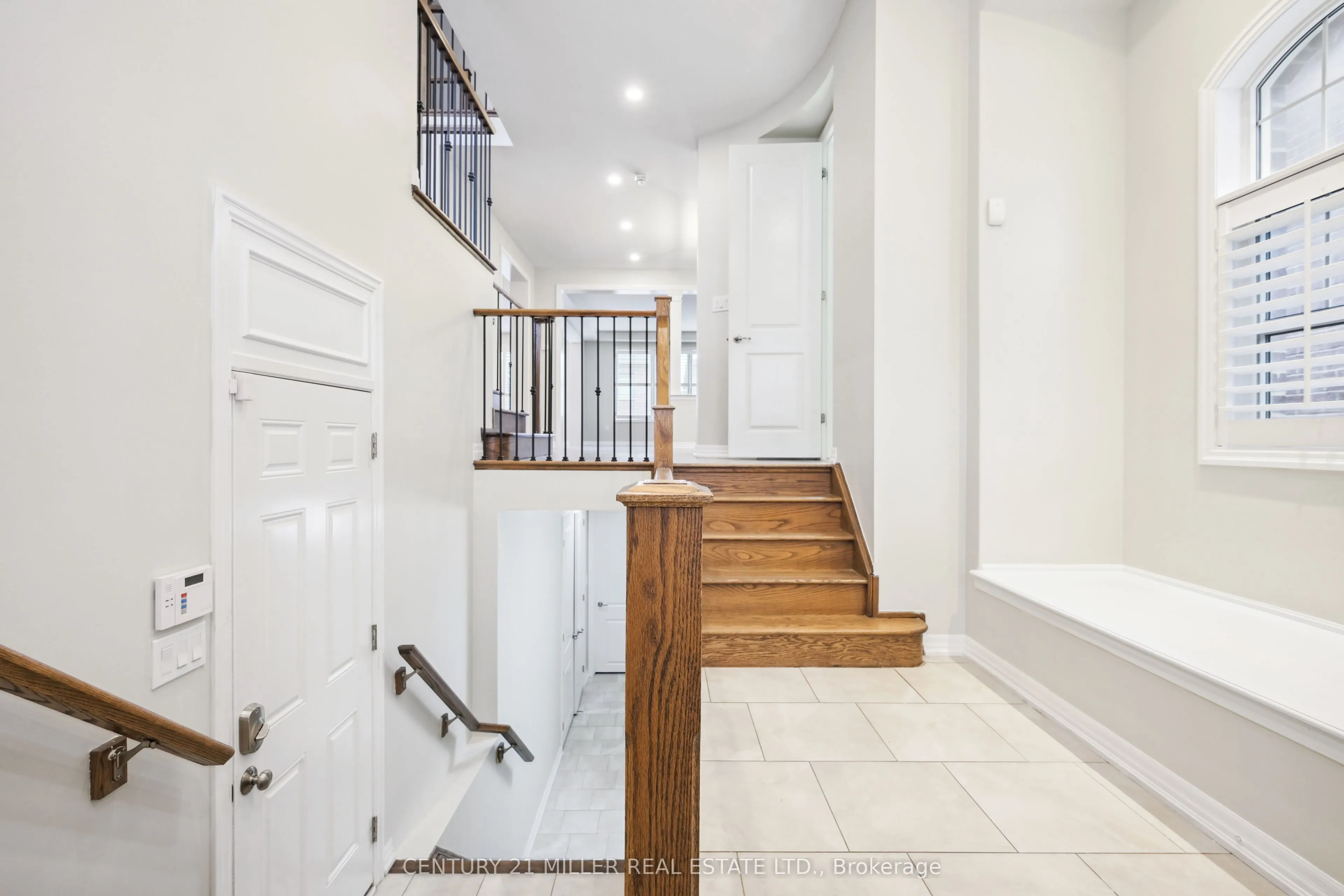252 Wisteria Way