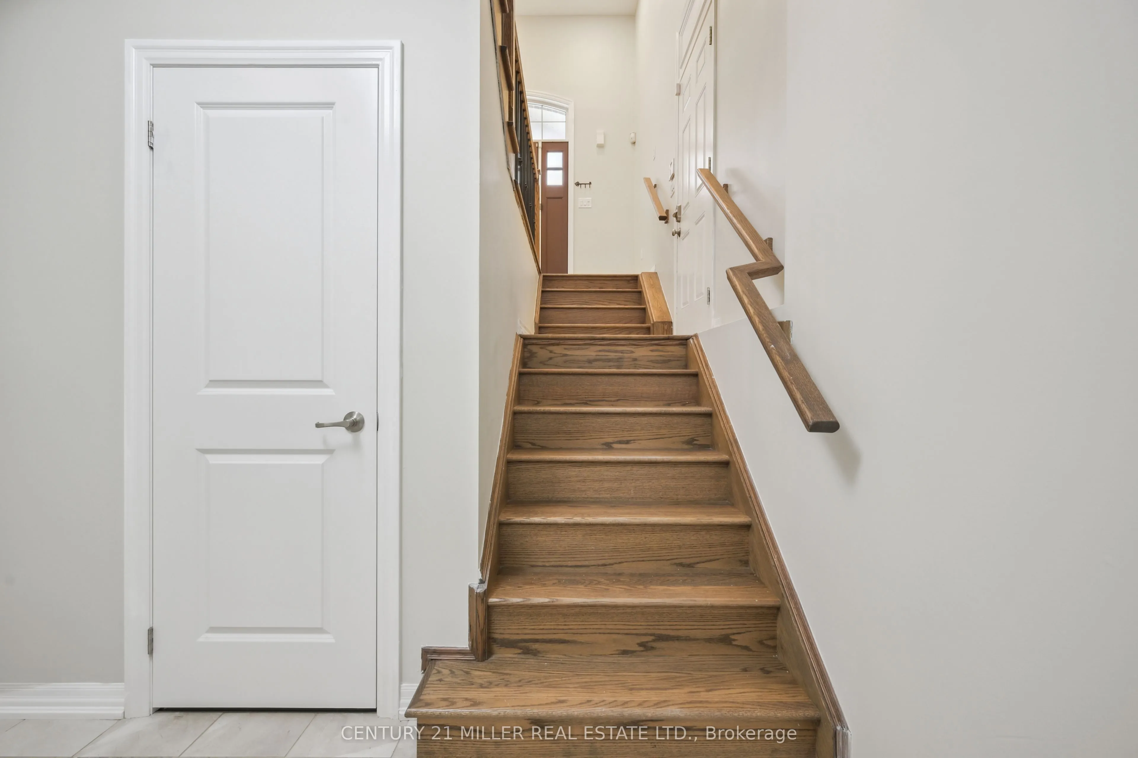 252 Wisteria Way