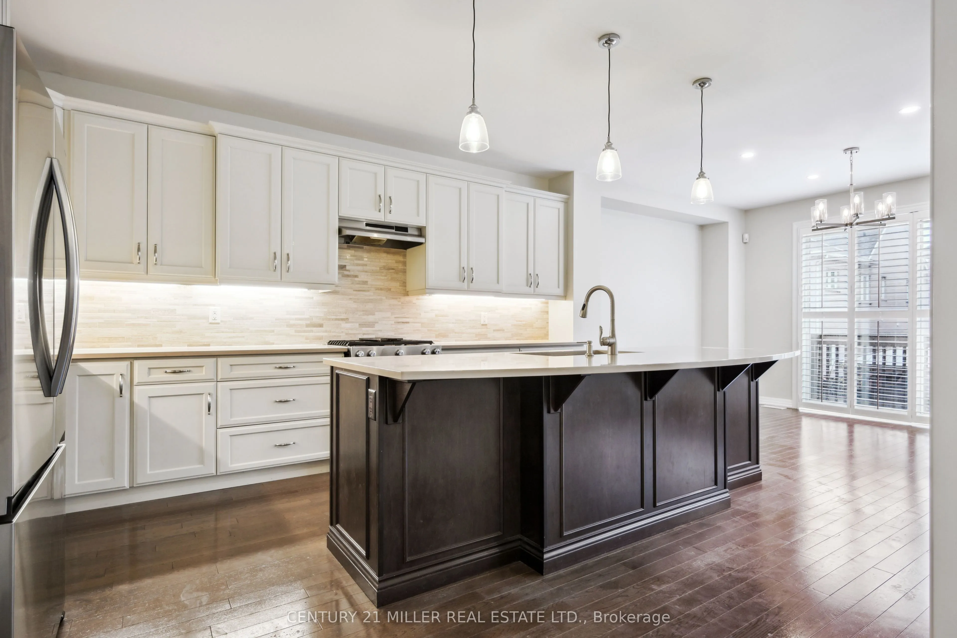 252 Wisteria Way