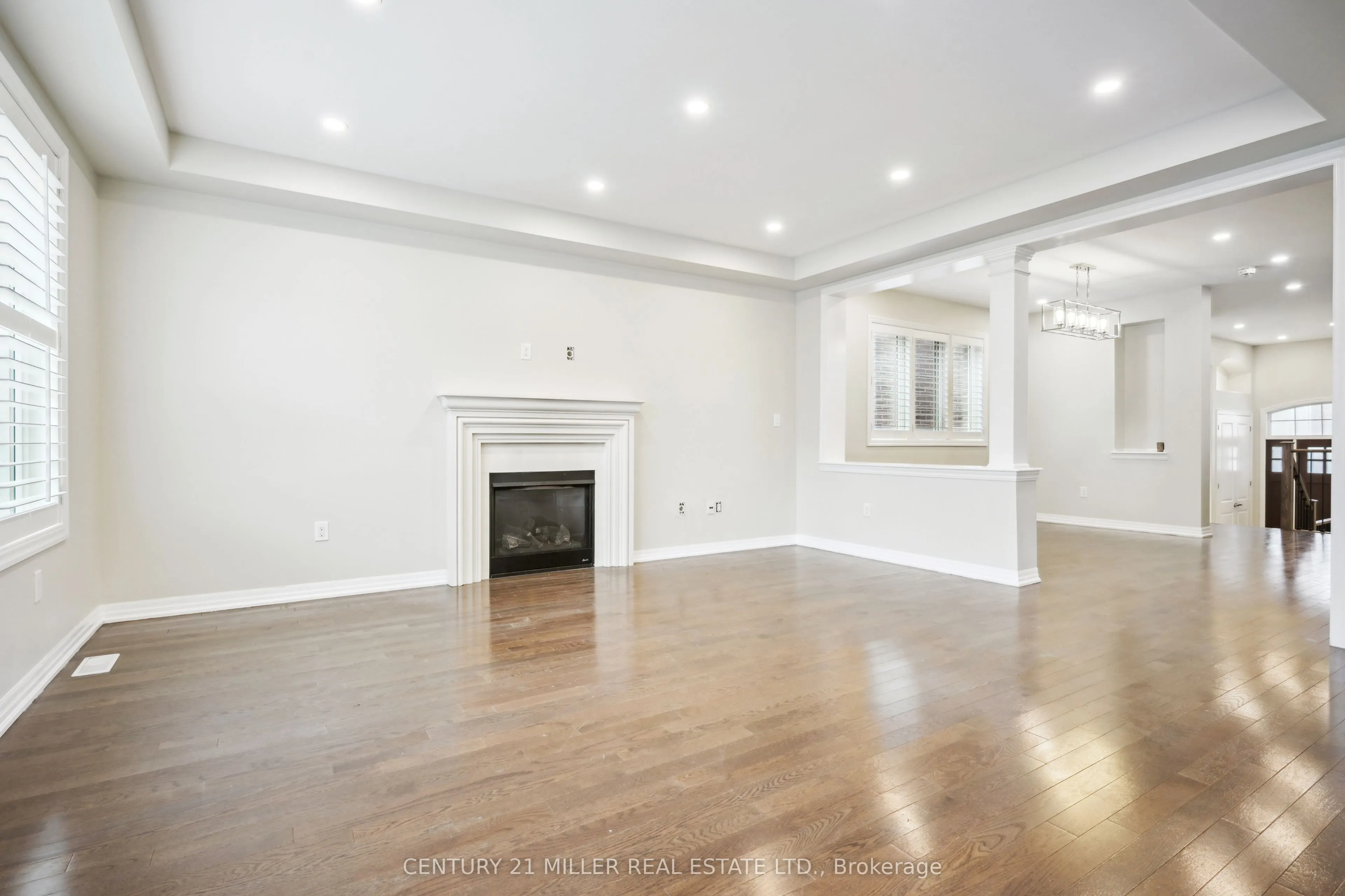 252 Wisteria Way