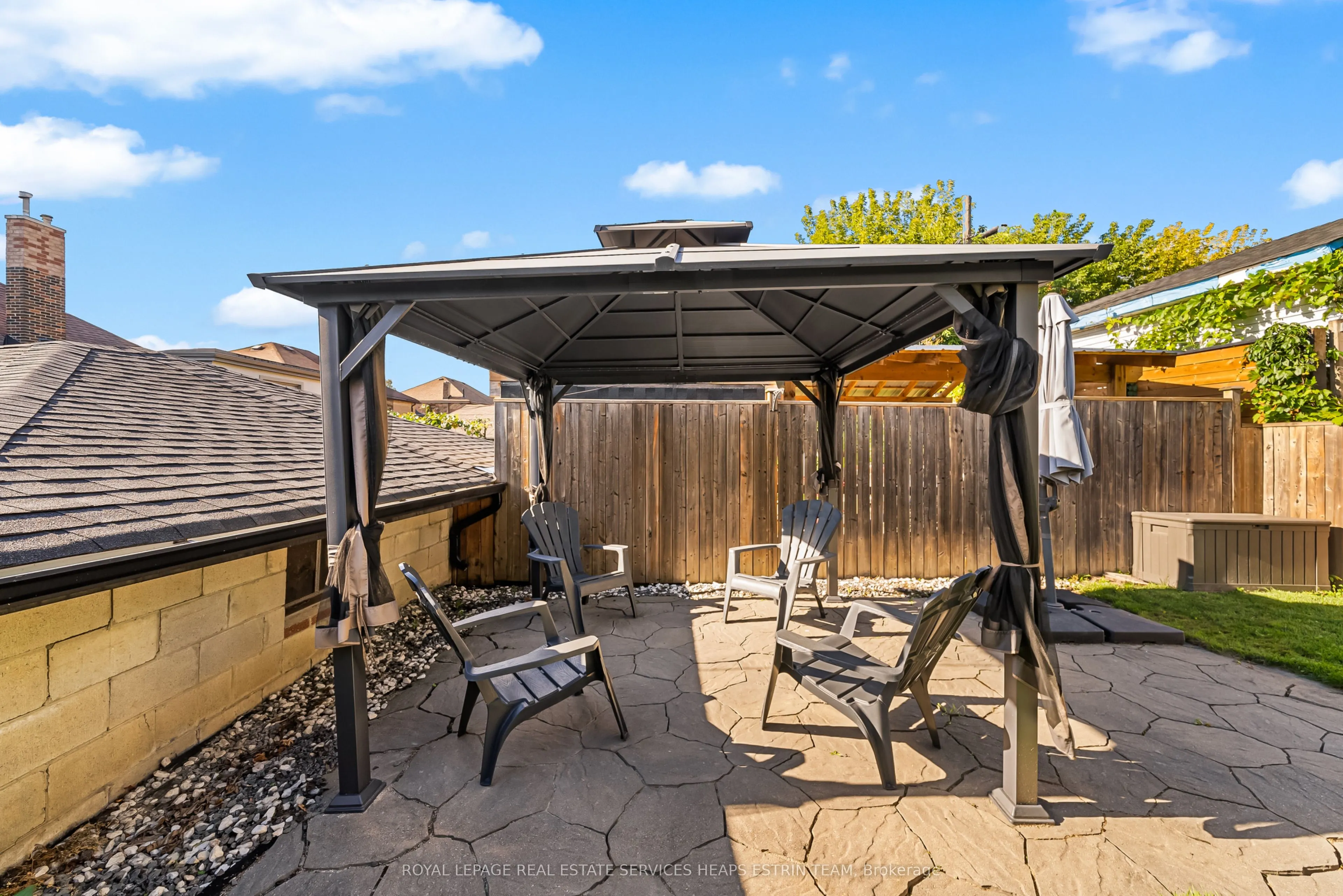 247 Blackthorn Avenue