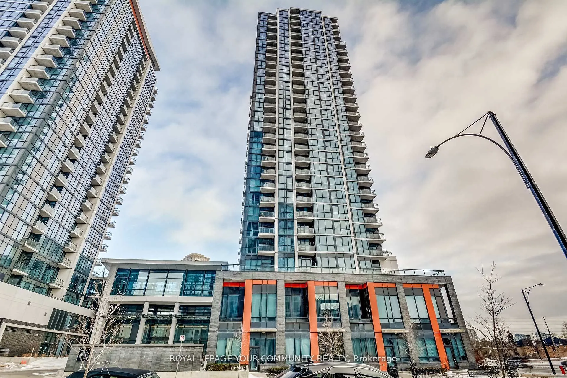 75 Eglinton Avenue W, #2702