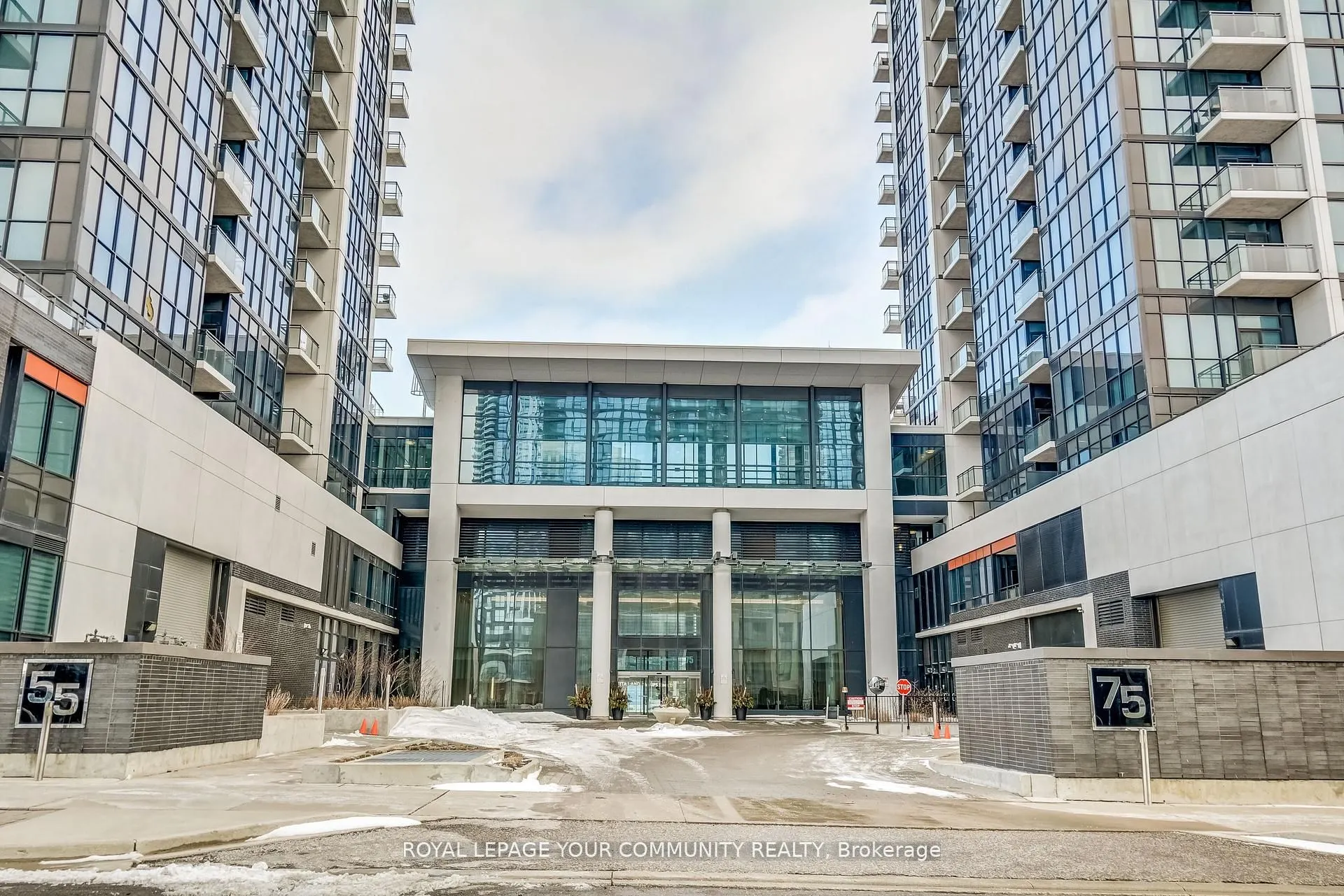 75 Eglinton Avenue W, #2702