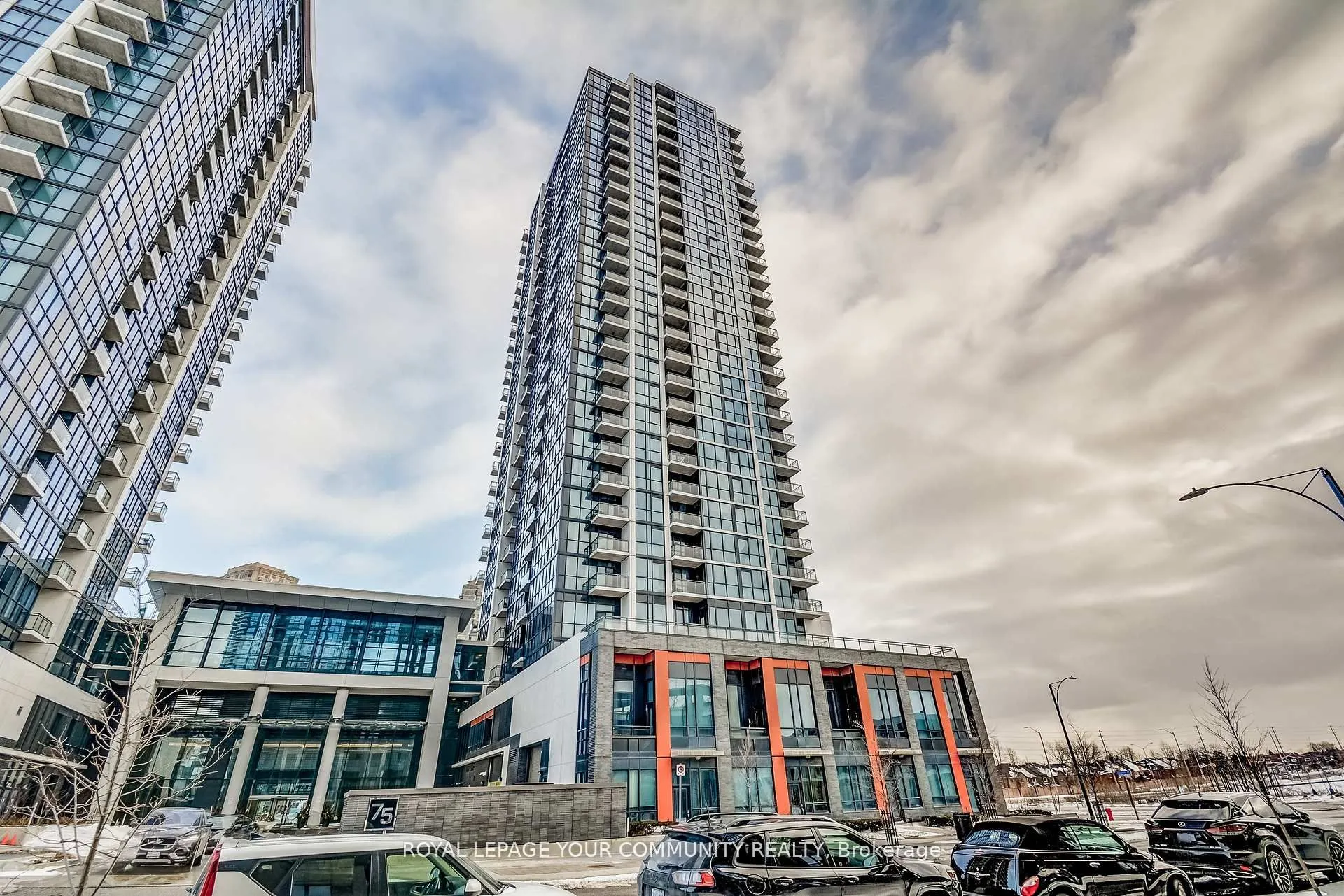 75 Eglinton Avenue W, #2702