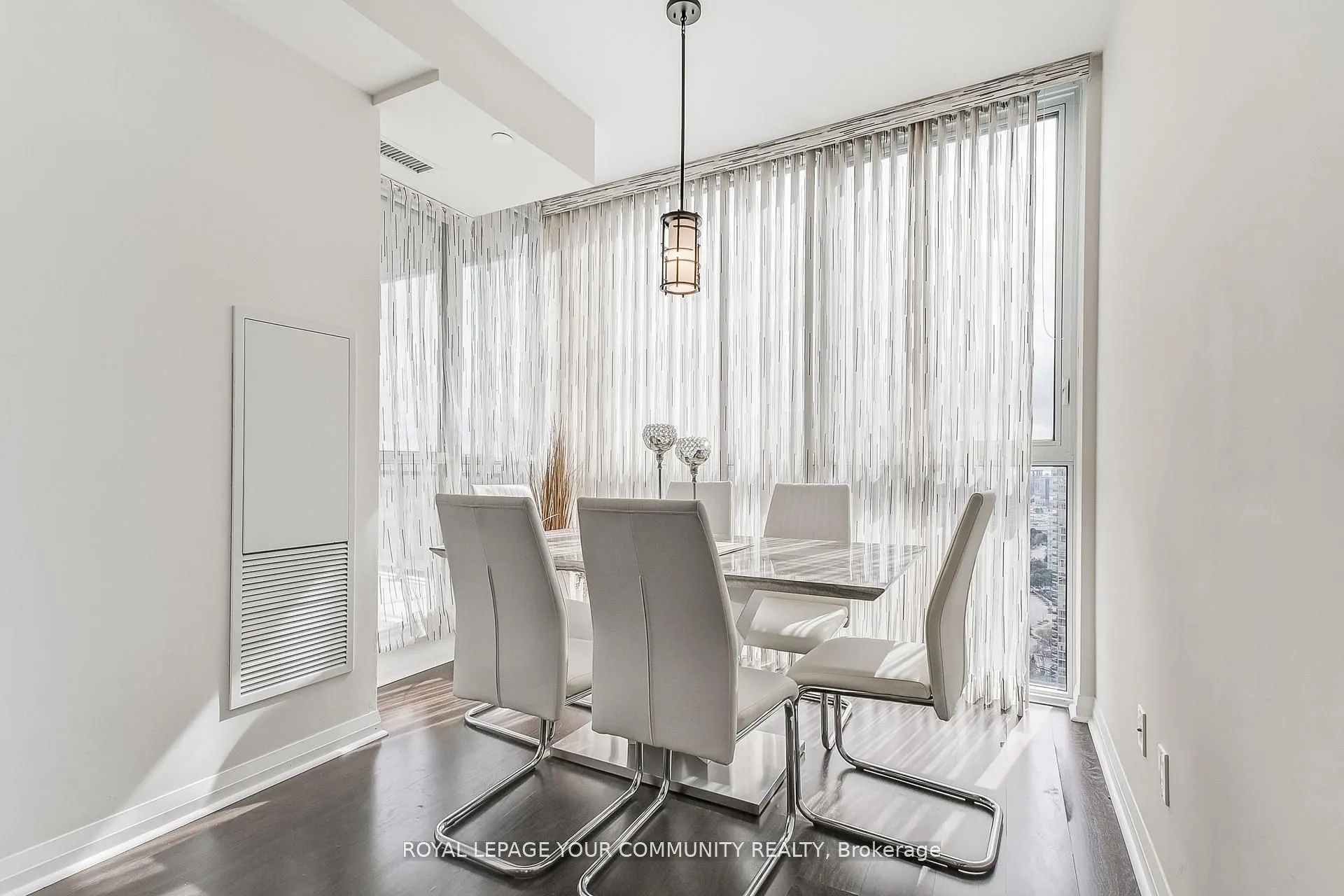75 Eglinton Avenue W, #2702