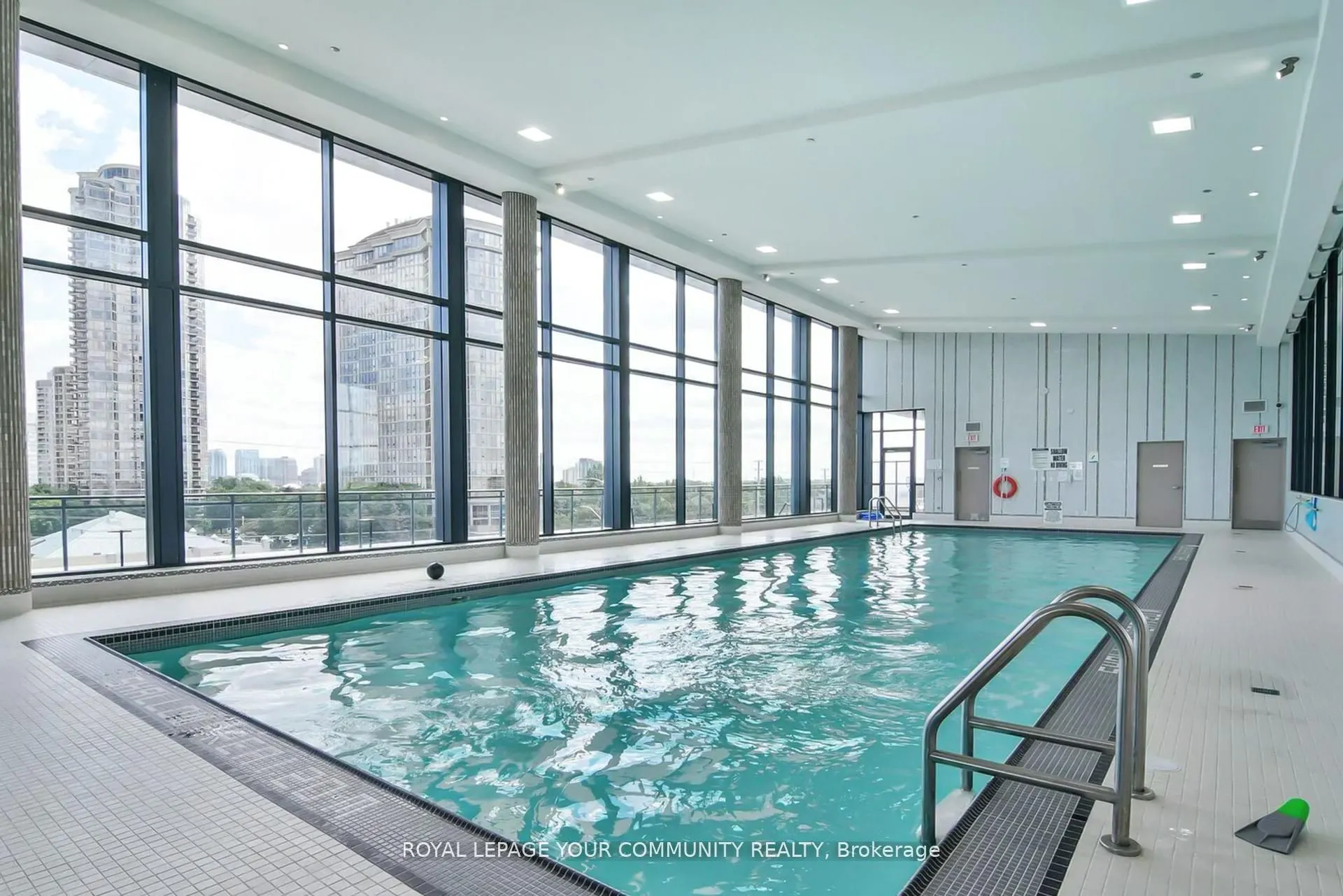 75 Eglinton Avenue W, #2702