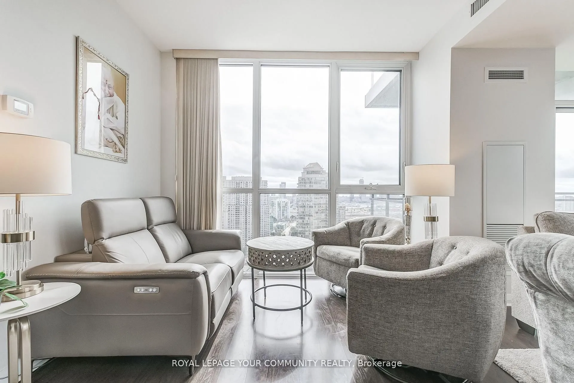 75 Eglinton Avenue W, #2702