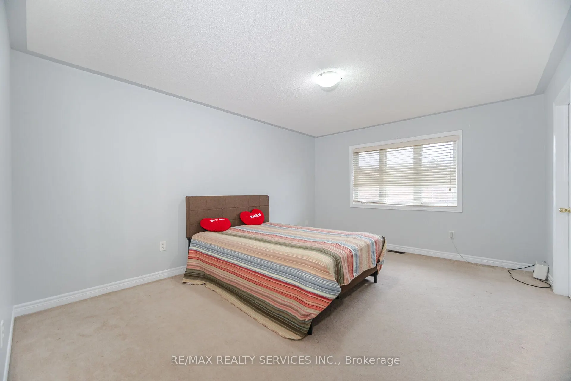 90 Crumlin Crescent
