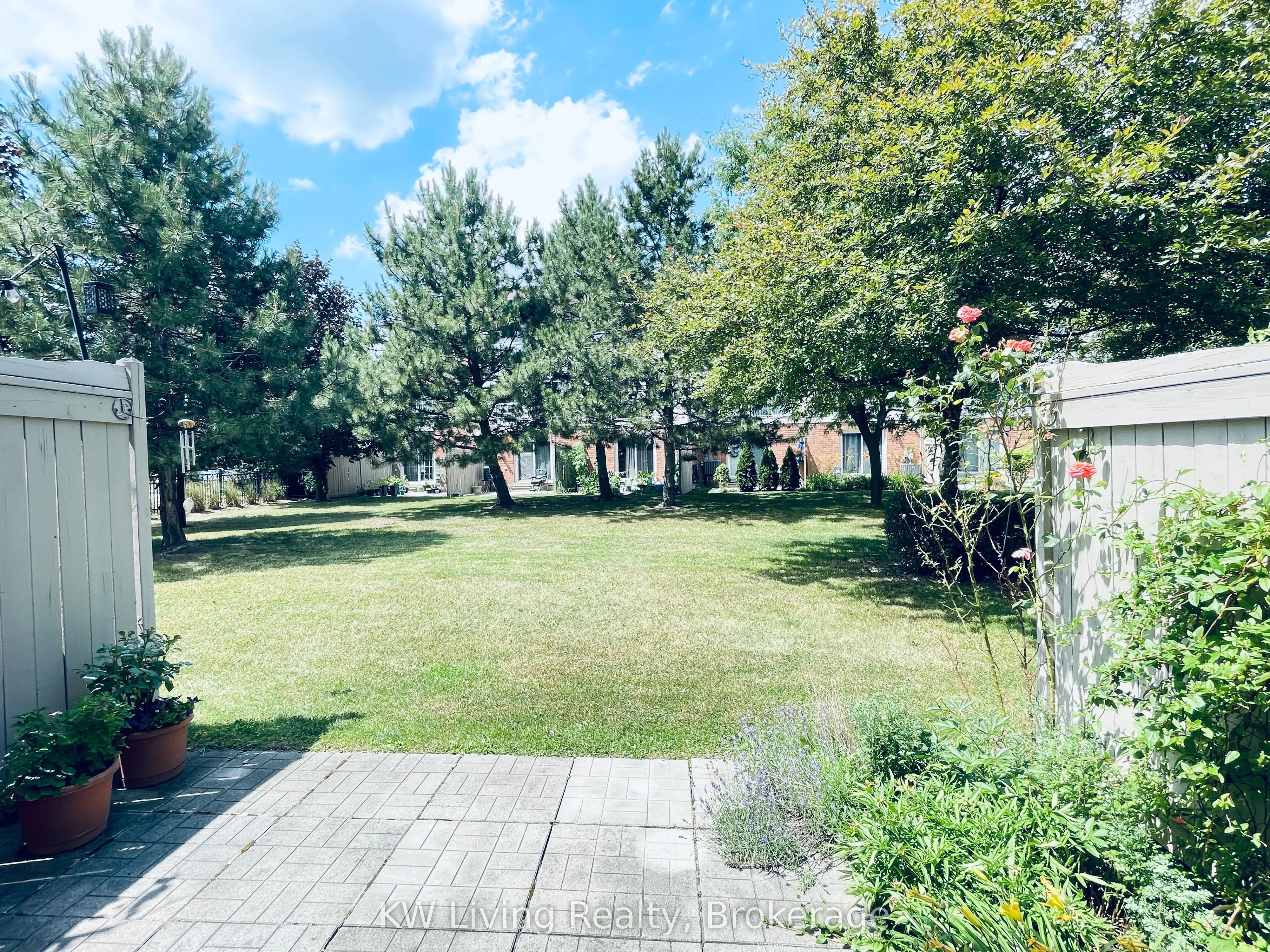 5055 Heatherleigh Avenue, #6