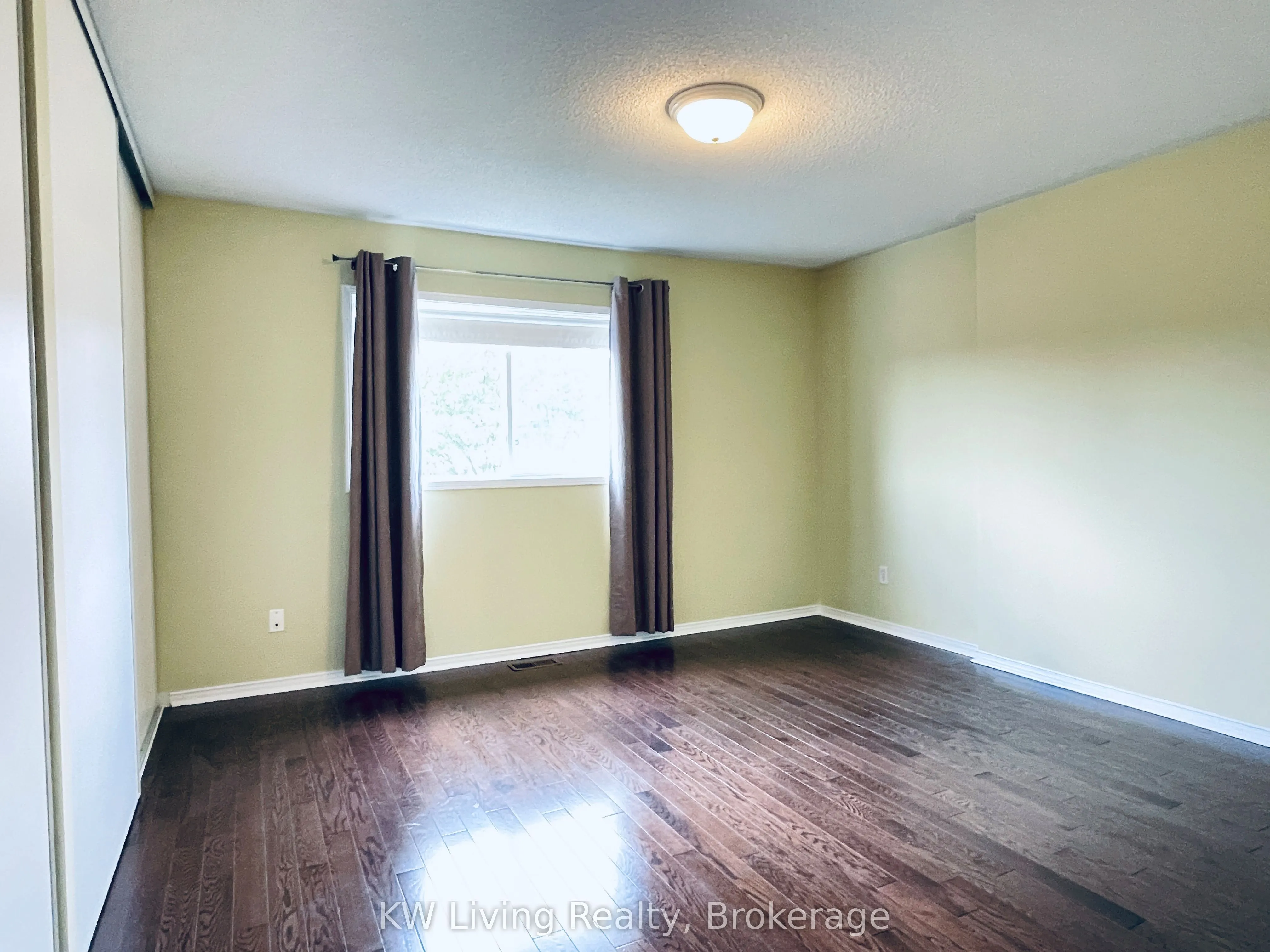 5055 Heatherleigh Avenue, #6